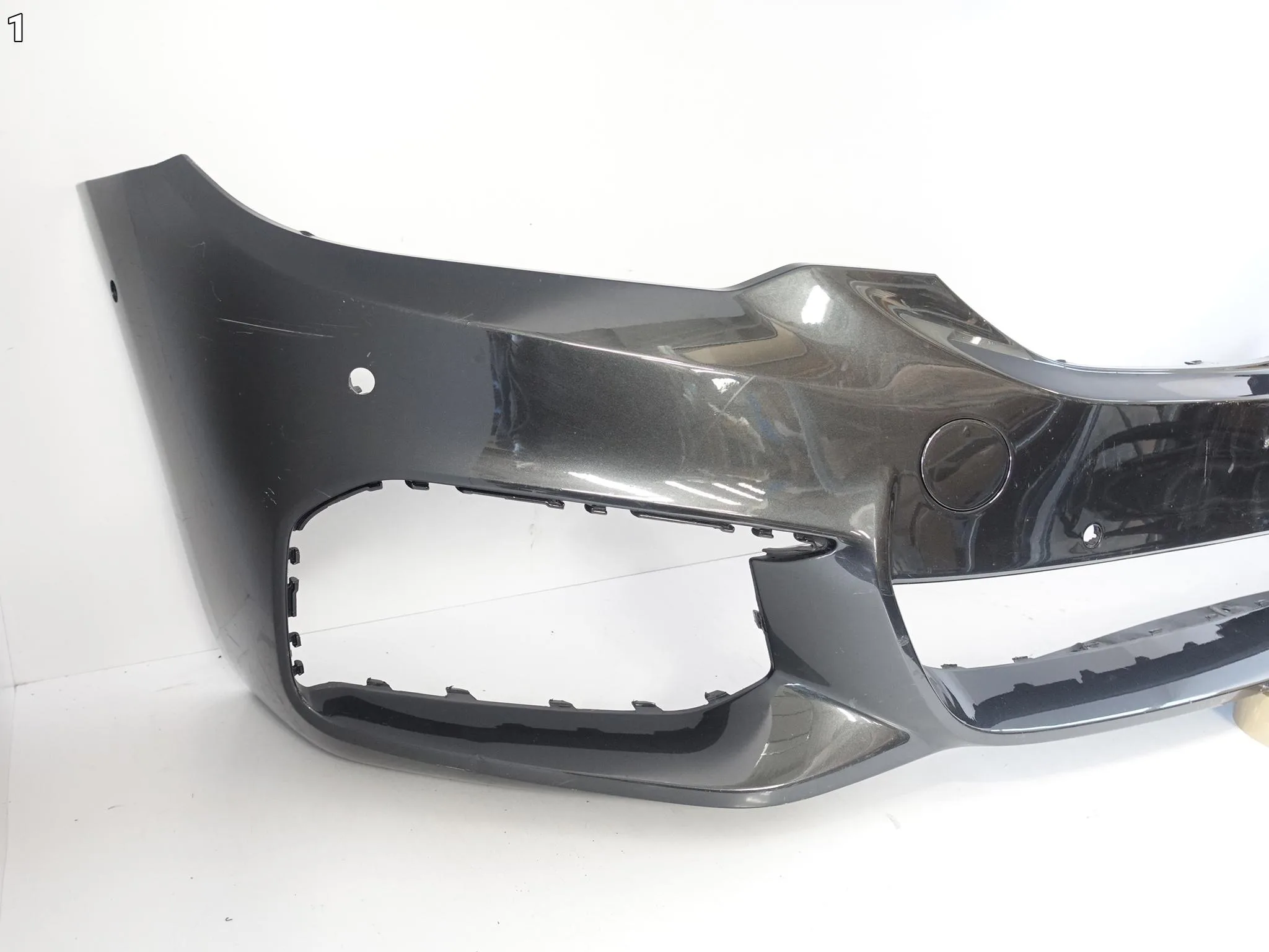 BMW 5 G30 G31 M-PAKIET 17-20 ZDERZAK BUMPER PRZÓD (6xPDC) BMW 5 G30 G31 M-PAKIET 17-20 ZDERZAK BUMPER PRZÓD (6xPDC) - obrazek 2