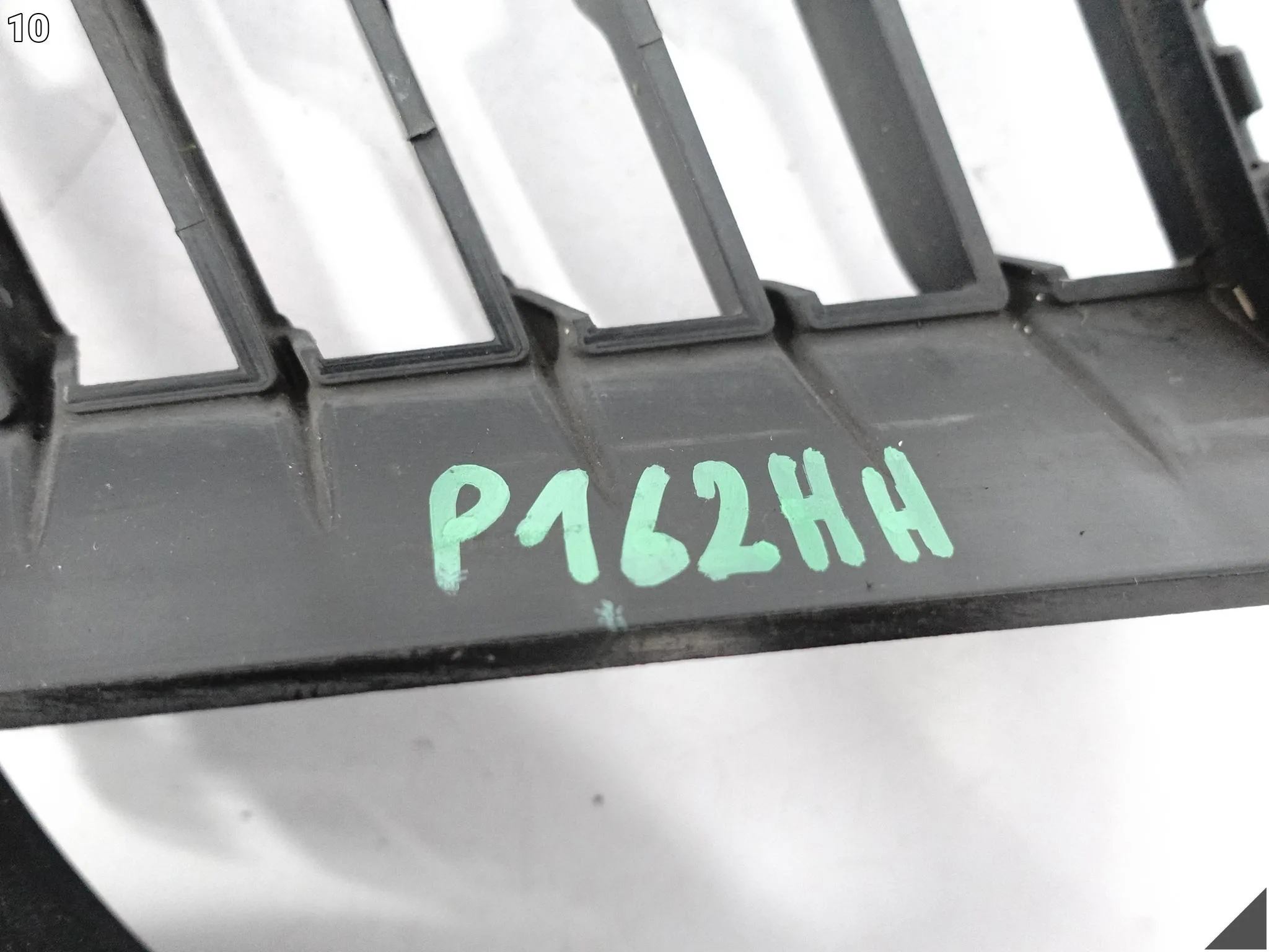 BMW X1 F48 F49 ZWYKŁY 15-19 ZDERZAK KRATKA GRILL ATRAPA PRZÓD 7354773 BMW X1 F48 F49 ZWYKŁY 15-19 ZDERZAK KRATKA GRILL ATRAPA PRZÓD 7354773 - obrazek 11