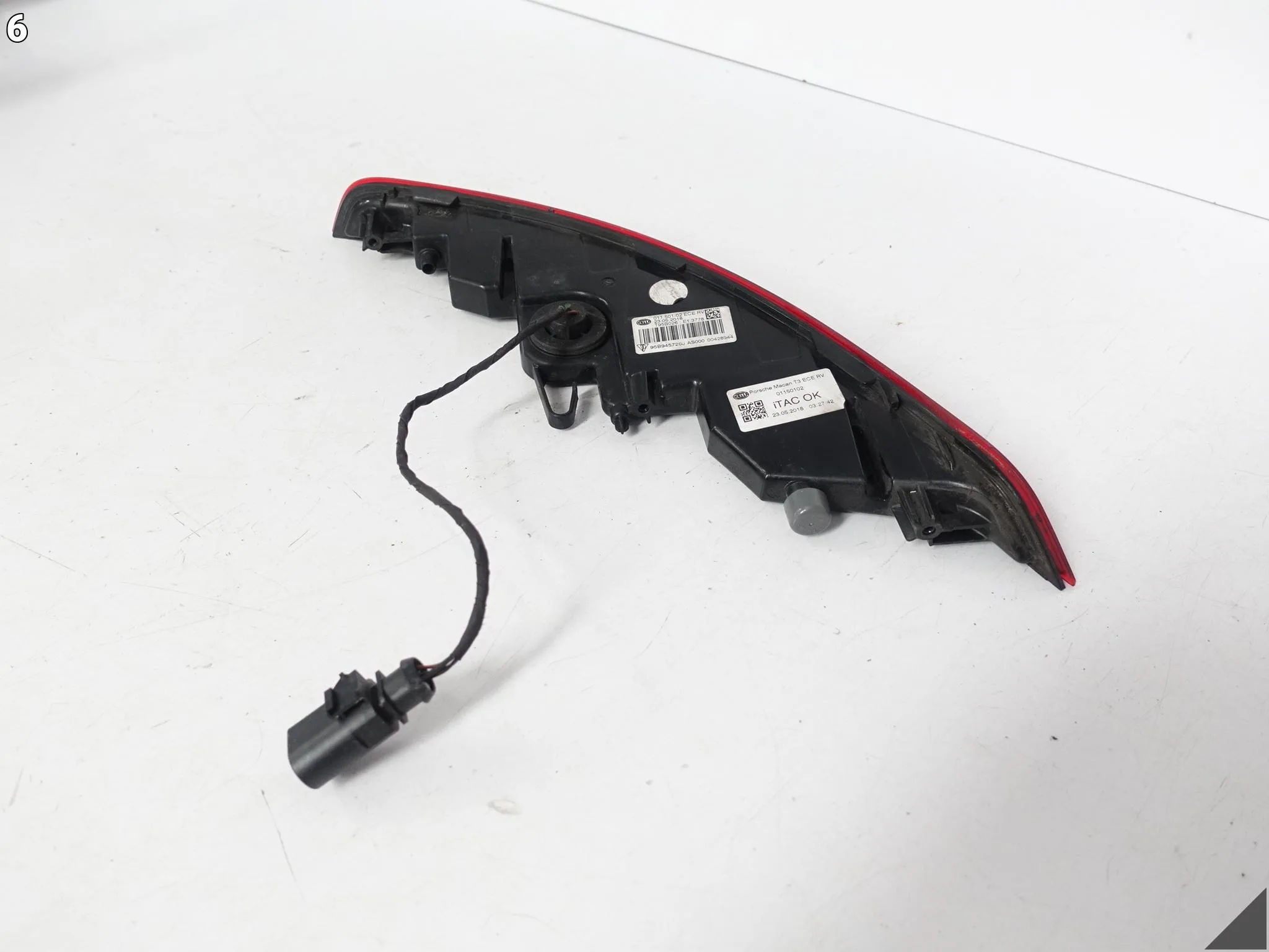 PORSCHE MACAN 95B 13-22 LIFT LAMPA LED W ZDERZAK ODBLASK PRAWA TYŁ PORSCHE MACAN 95B 13-22 LIFT LAMPA LED W ZDERZAK ODBLASK PRAWA TYŁ - obrazek 7