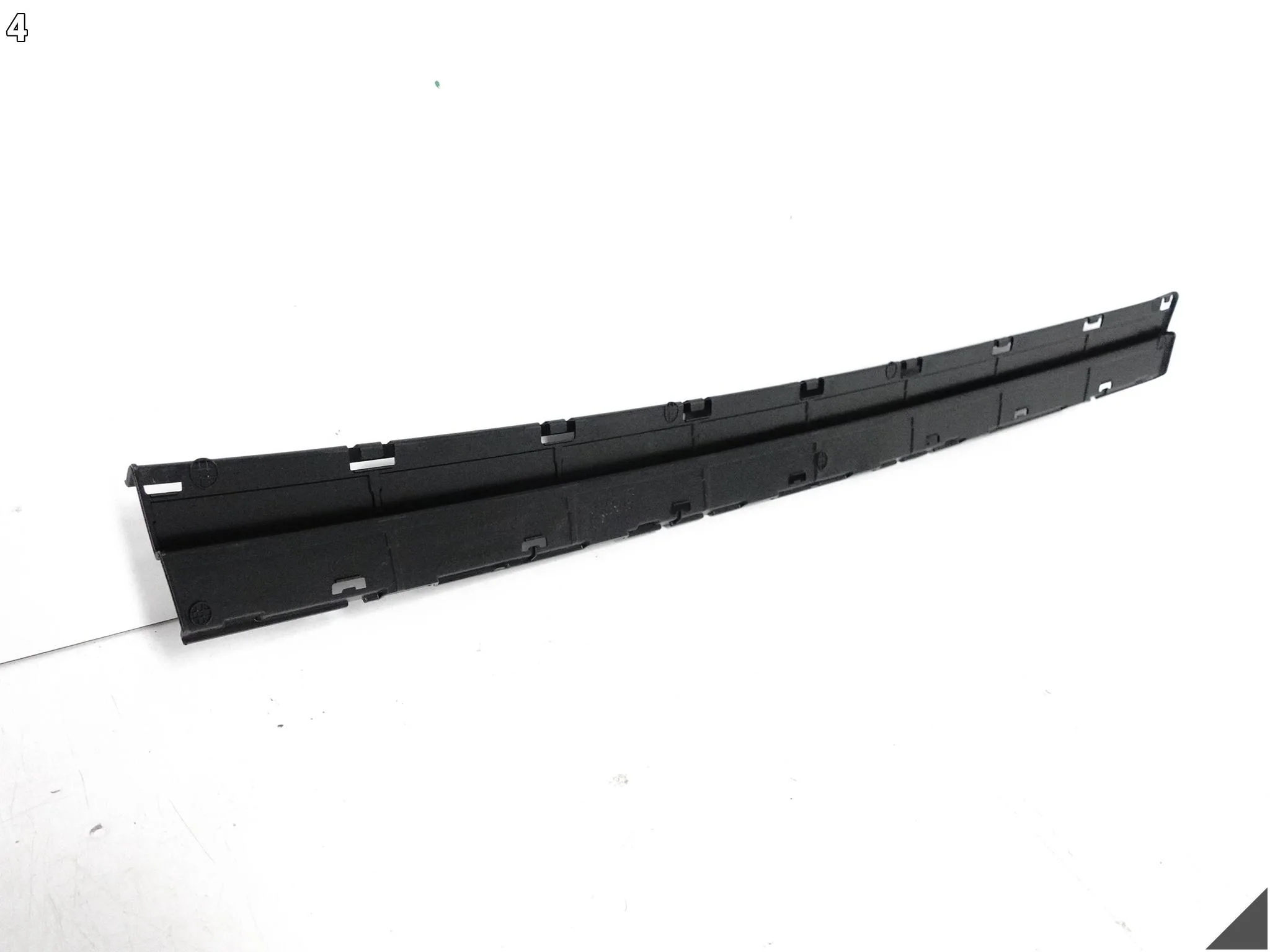 OPEL CROSSLAND X LIFT 20-24 LISTWA ATRAPA KRATKA OSŁONA ZDERZAKA PRZÓD OPEL CROSSLAND X LIFT 20-24 LISTWA ATRAPA KRATKA OSŁONA ZDERZAKA PRZÓD - obrazek 5