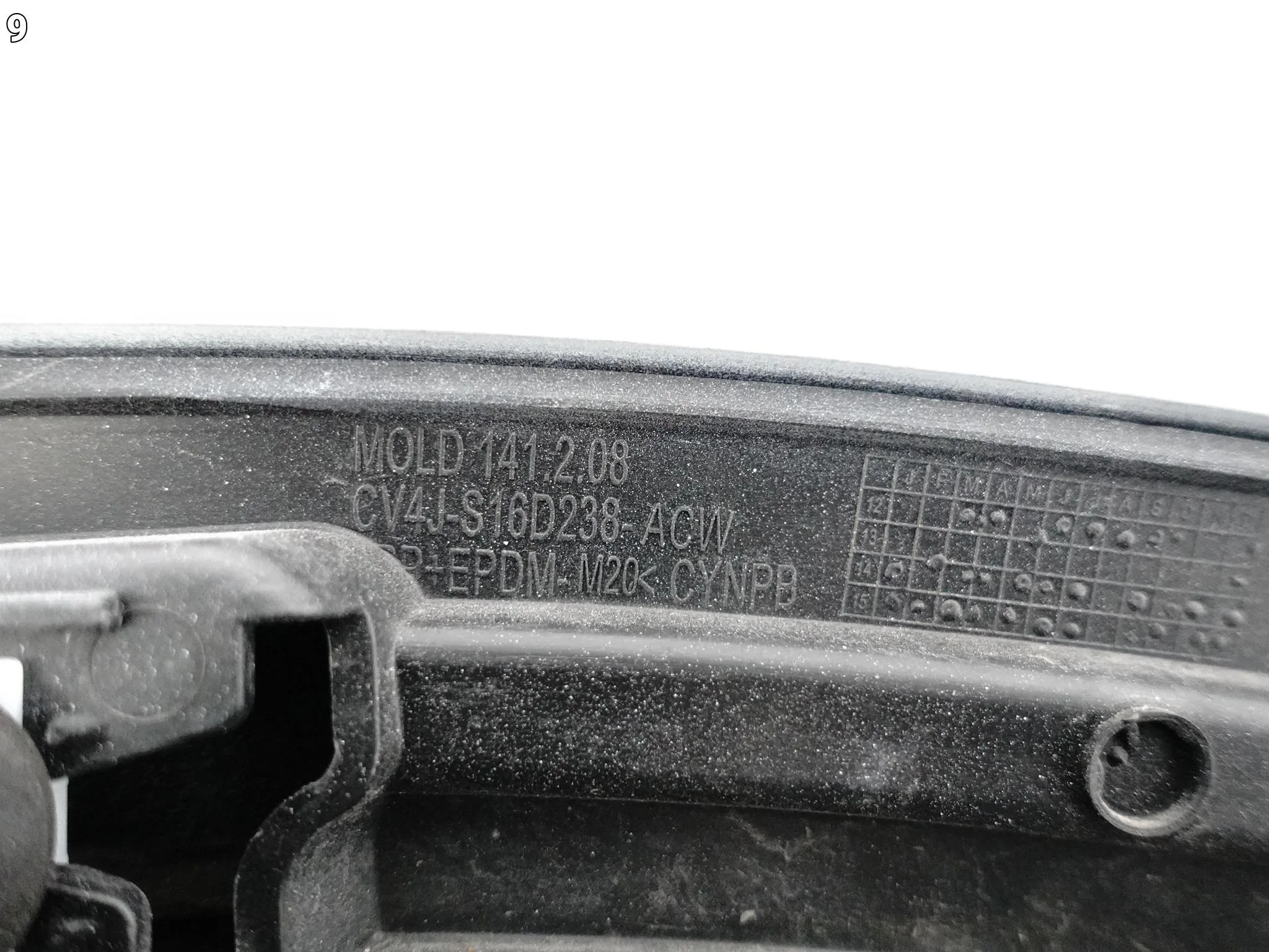 FORD KUGA II MK2 ST-LINE 13-19 LIFT LISTWA NAKŁADKA BŁOTNIK PRAWA PRZÓD PDC FORD KUGA II MK2 ST-LINE 13-19 LIFT LISTWA NAKŁADKA BŁOTNIK PRAWA PRZÓD PDC - obrazek 10