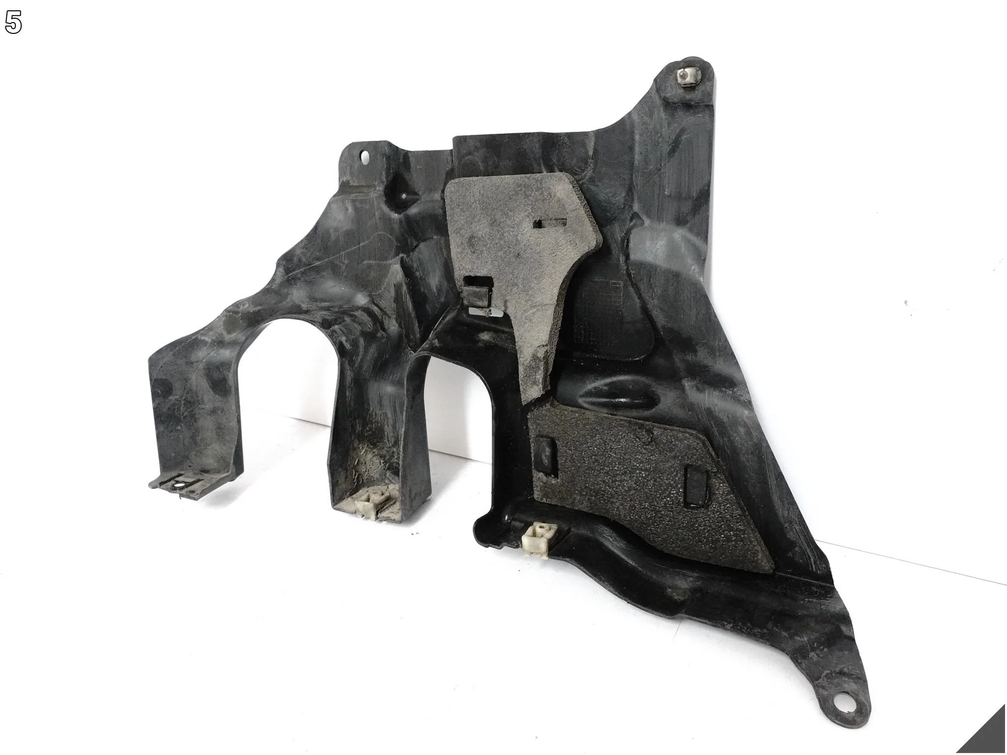 BMW G11 G12 G14 G15 G16 G30 G31 G32 OSŁONA PRAWA PODWOZIA MAGLOWNICY BMW G11 G12 G14 G15 G16 G30 G31 G32 OSŁONA PRAWA PODWOZIA MAGLOWNICY - obrazek 6