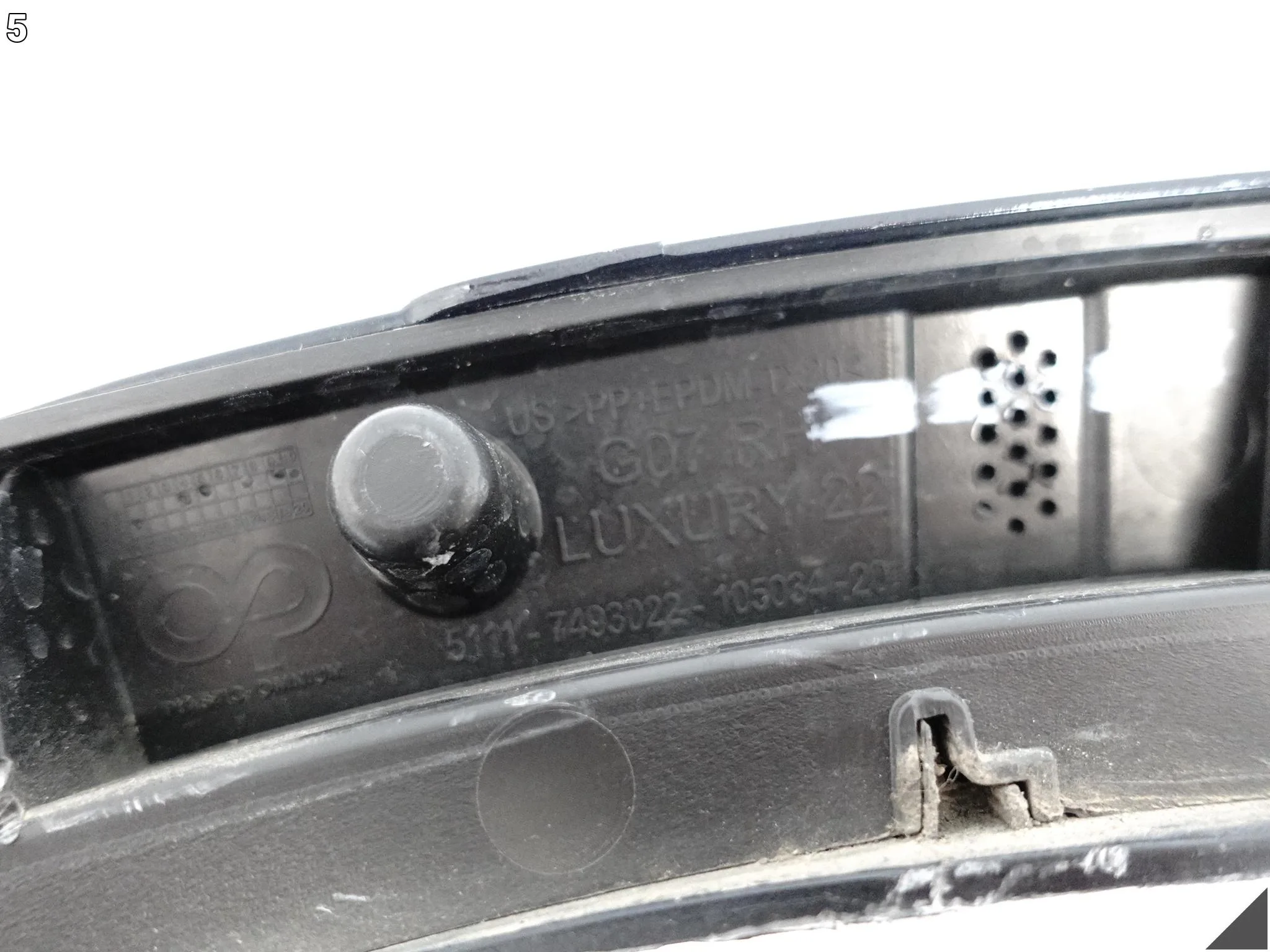 BMW X7 G07 18- LISTWA NAKŁADKA NA BŁOTNIK PRAWA TYŁ LUXURY 7493022 BMW X7 G07 18- LISTWA NAKŁADKA NA BŁOTNIK PRAWA TYŁ LUXURY 7493022 - obrazek 6