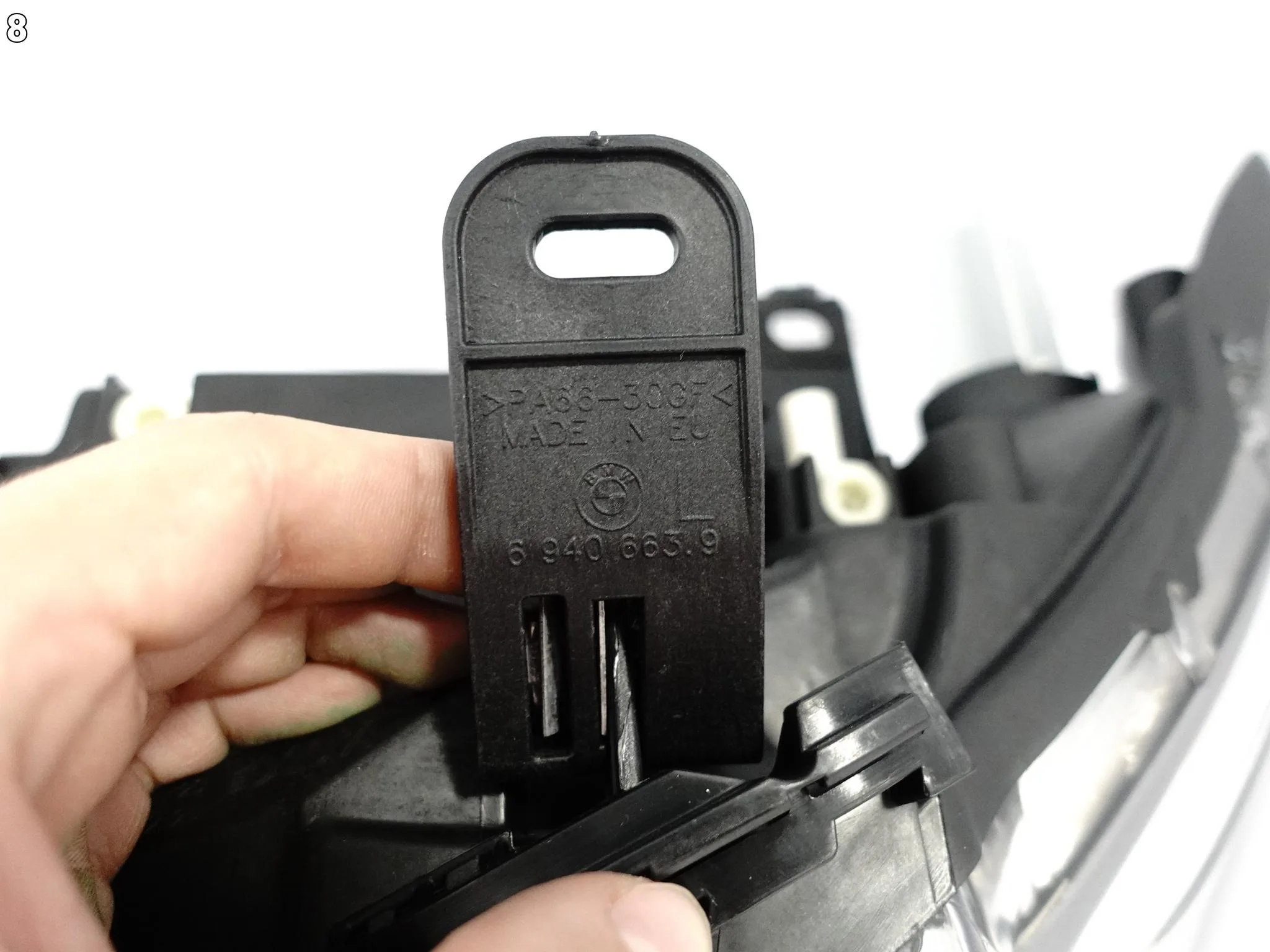 BMW E81 E82 E87 LCI E88 07-11 LAMPA LEWA HALOGEN ZWYKŁA H7 EUROPA NOWA ORG BMW E81 E82 E87 LCI E88 07-11 LAMPA LEWA HALOGEN ZWYKŁA H7 EUROPA NOWA ORG - obrazek 9