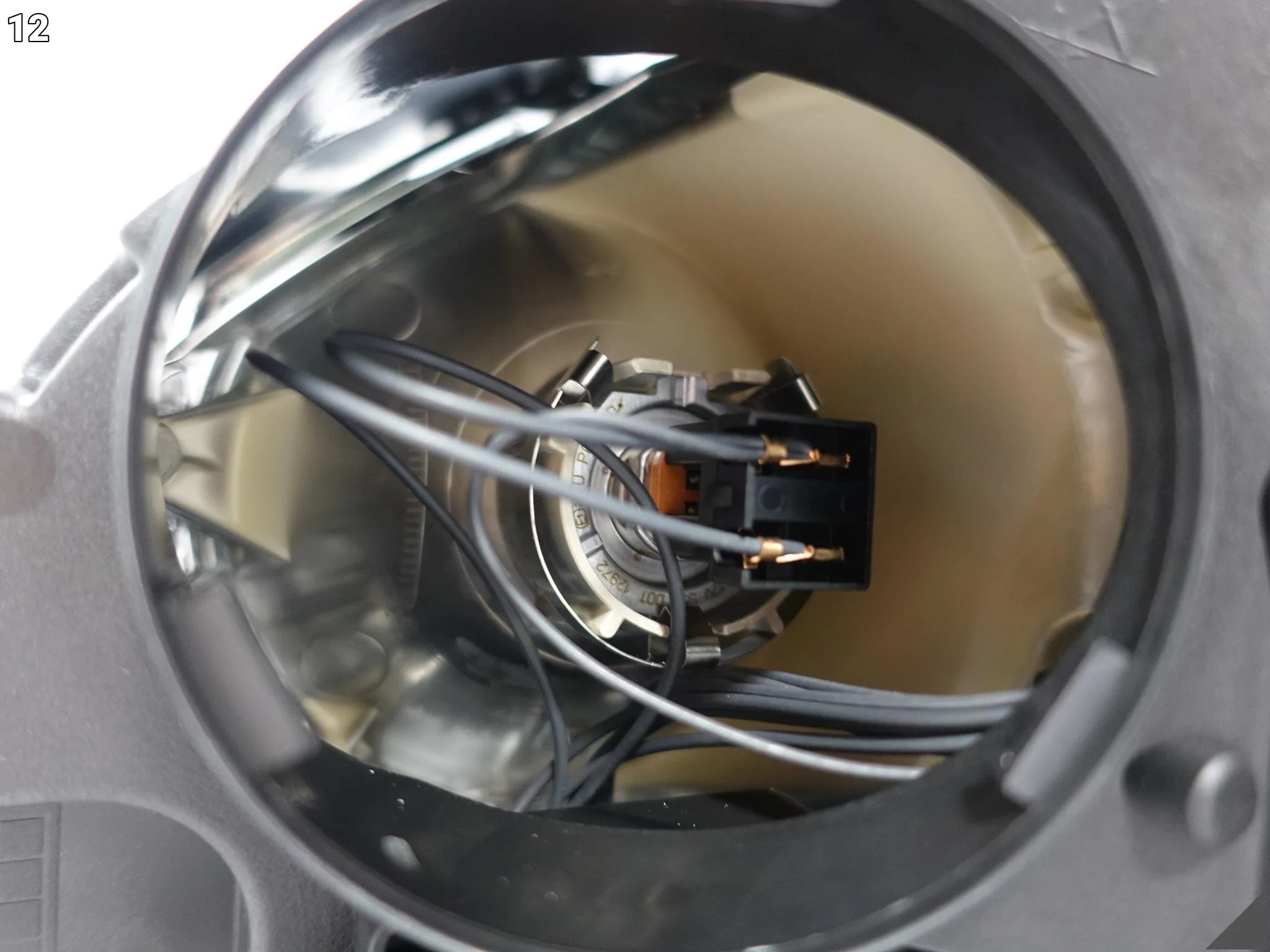 MERCEDES C-KLASA W204 S204 07-11 LAMPA ZWYKŁA HALOGEN H7 PRAWA PRZÓD EUROPA MERCEDES C-KLASA W204 S204 07-11 LAMPA ZWYKŁA HALOGEN H7 PRAWA PRZÓD EUROPA - obrazek 13