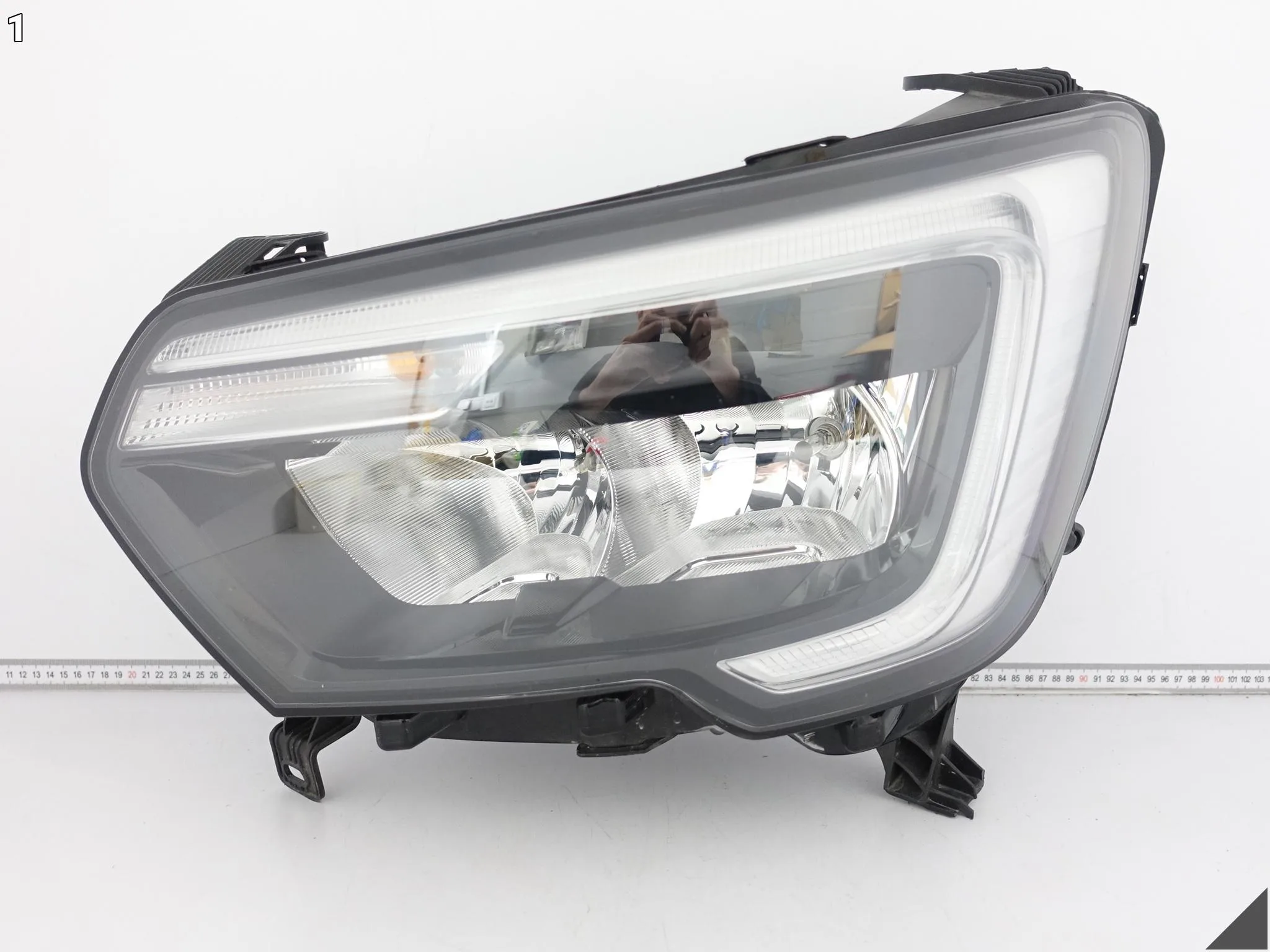 RENAULT MASTER IV 4 III 3 LIFT 19-24 LAMPA ZWYKŁA + LED LEWA PRZÓD EUROPA RENAULT MASTER IV 4 III 3 LIFT 19-24 LAMPA ZWYKŁA + LED LEWA PRZÓD EUROPA - obrazek 2