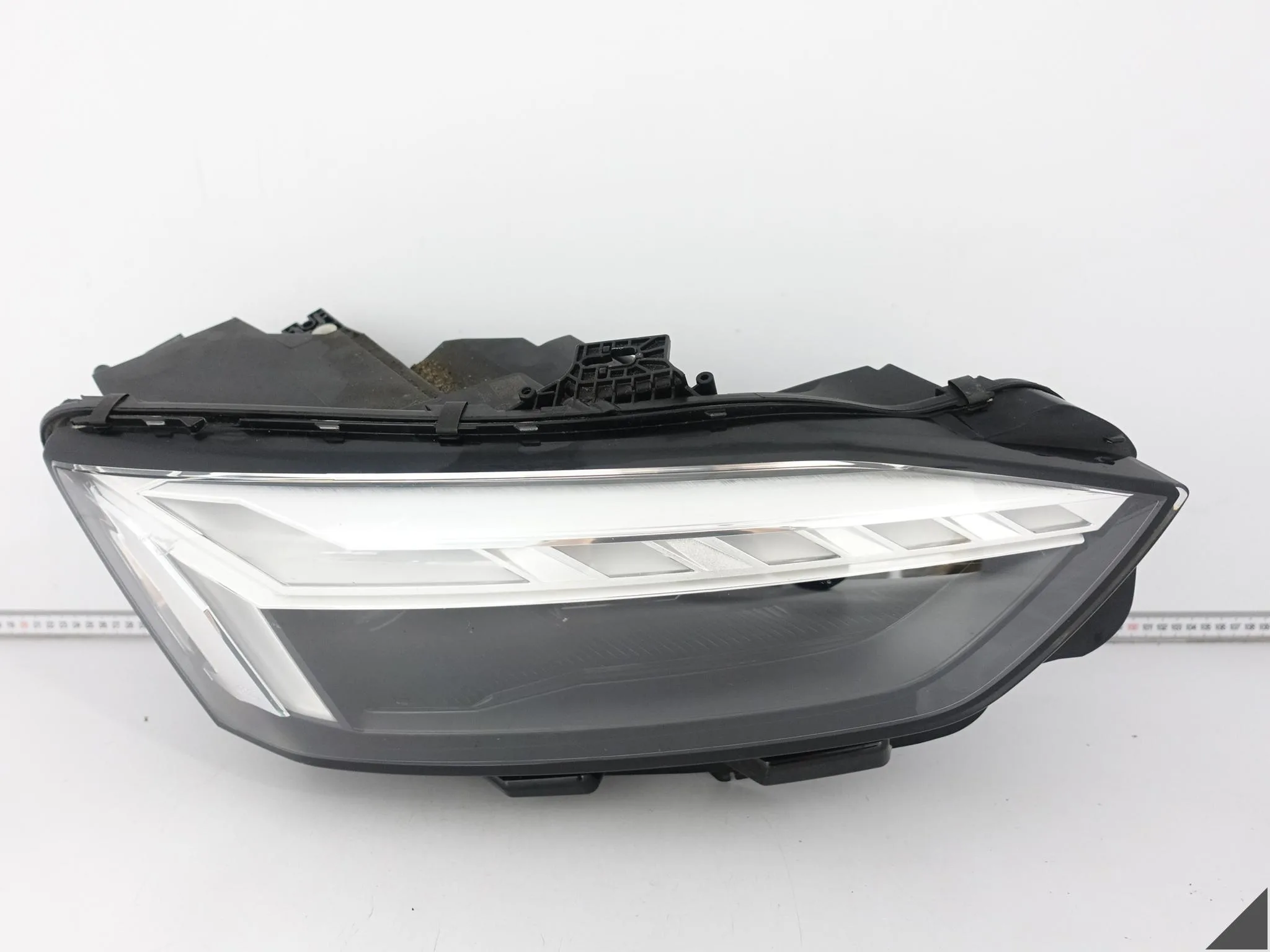 AUDI A5 S5 8W6 F5 B9 LIFT 19-24 LAMPA FULL LED MATRIX PRAWA PRZÓD EUROPA AUDI A5 S5 8W6 F5 B9 LIFT 19-24 LAMPA FULL LED MATRIX PRAWA PRZÓD EUROPA