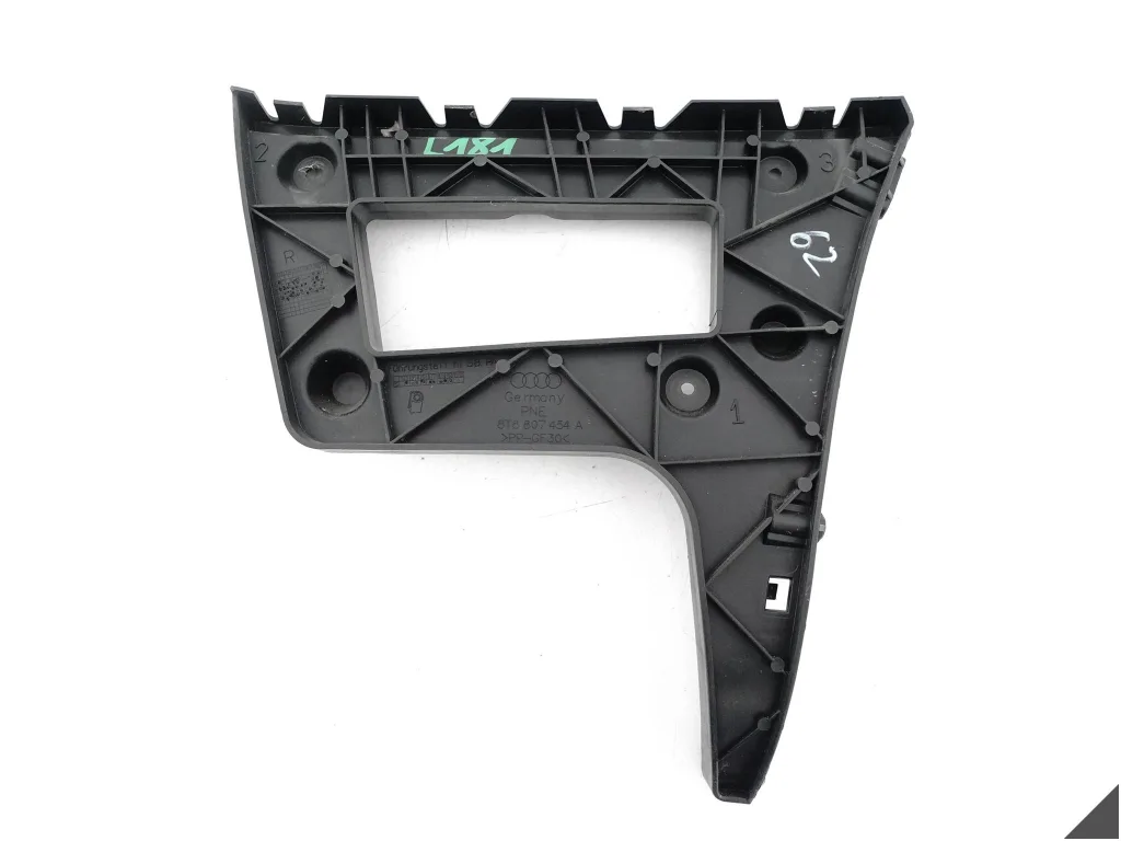 AUDI A5 S5 8T8 SPORTBACK B8 LIFT 11-16 ŚLIZG MOCOWANIE W ZDERZAK PRAWY TYŁ AUDI A5 S5 8T8 SPORTBACK B8 LIFT 11-16 ŚLIZG MOCOWANIE W ZDERZAK PRAWY TYŁ