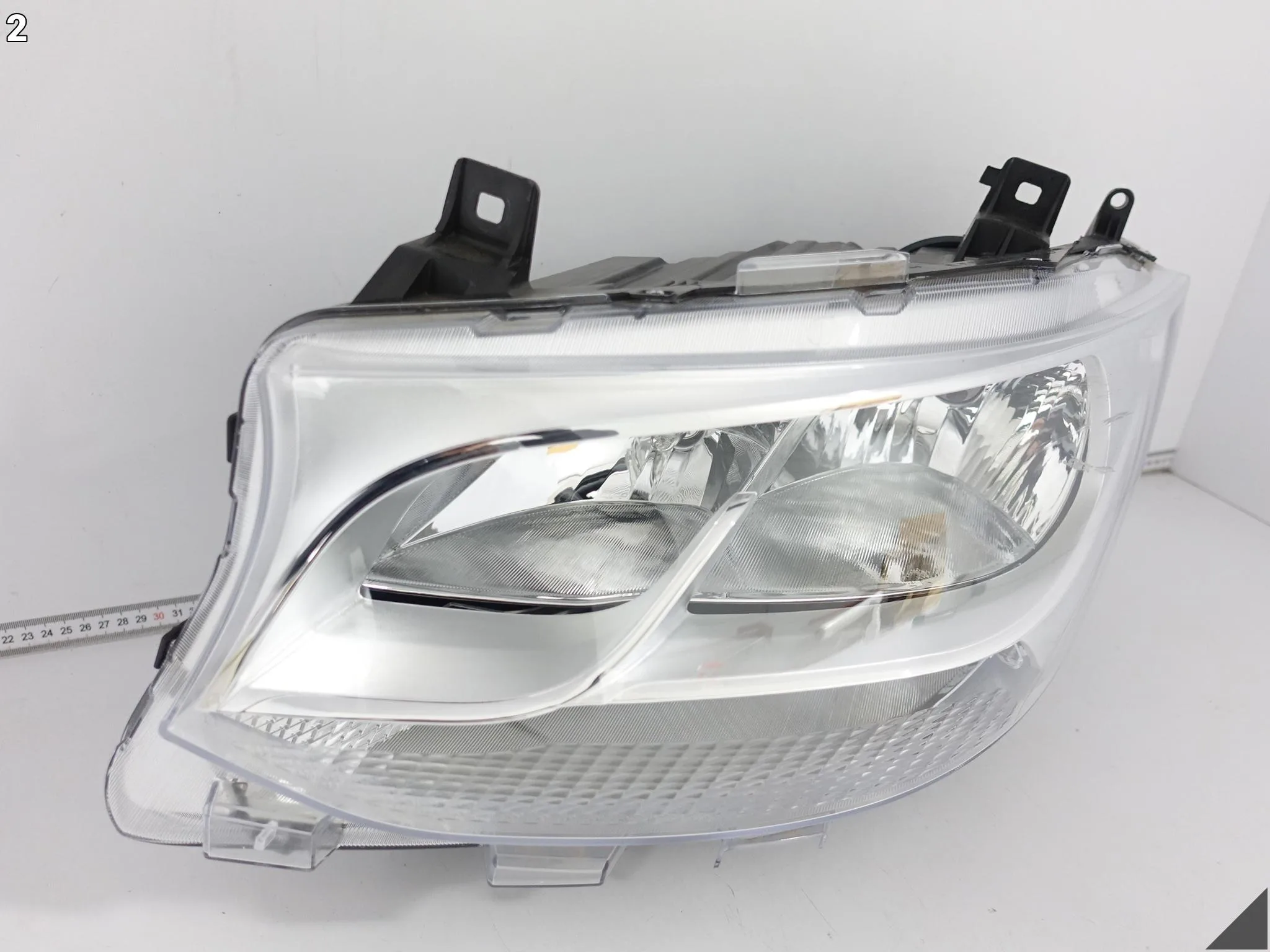 MERCEDES SPRINTER III 3 W910 W907 18-25 LAMPA ZWYKŁA HALOGEN LEWA PRZÓD EU MERCEDES SPRINTER III 3 W910 W907 18-25 LAMPA ZWYKŁA HALOGEN LEWA PRZÓD EU - obrazek 3