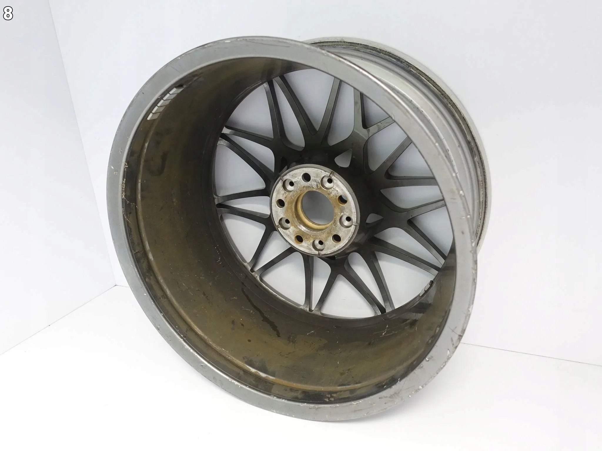BMW M4 M3 F80 F82 F83 LCI 10Jx20 IS40 5×120 FELGA BMW M4 M3 F80 F82 F83 LCI 10Jx20 IS40 5x120 FELGA - obrazek 9