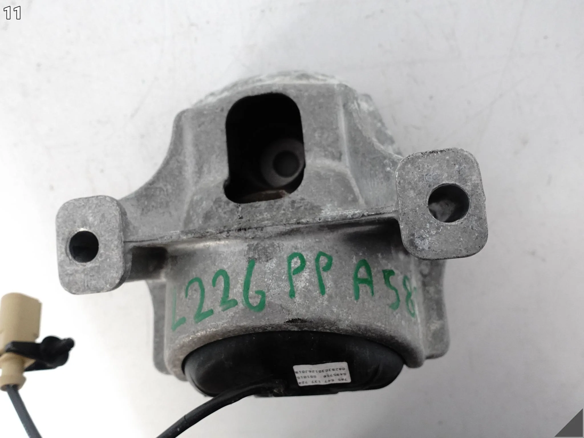 AUDI A5 S5 8T0 A4 S4 8K0 A6 S6 4G0 LIFT ŁAPA PODUSZKA SILNIKA 2.0TDI 14KM AUDI A5 S5 8T0 A4 S4 8K0 A6 S6 4G0 LIFT ŁAPA PODUSZKA SILNIKA 2.0TDI 14KM - obrazek 12