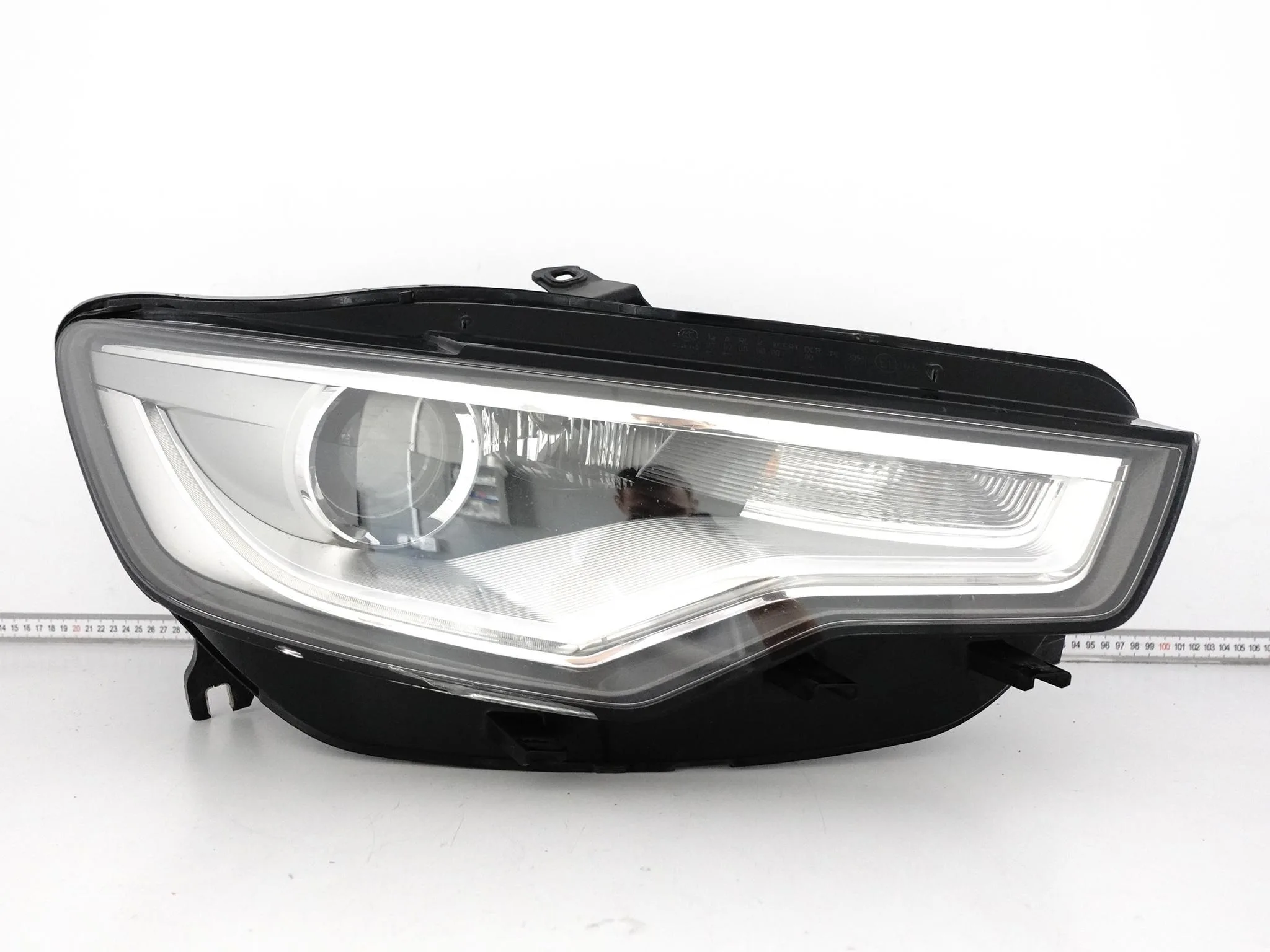 AUDI A6 S6 4G0 C7 11-14 LAMPA XENON + LED NIESKRĘTNA PRAWA PRZÓD EUROPA AUDI A6 S6 4G0 C7 11-14 LAMPA XENON + LED NIESKRĘTNA PRAWA PRZÓD EUROPA