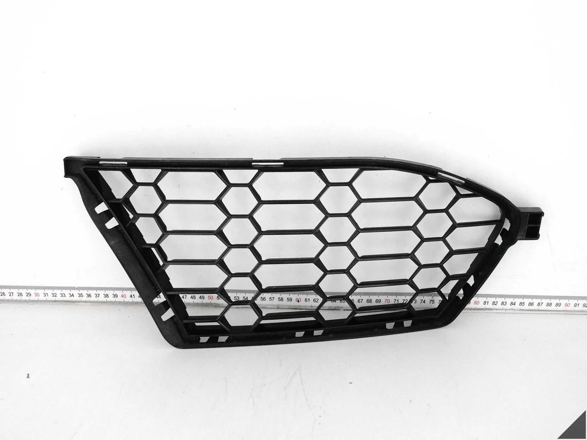 BMW M3 G80 G81 M4 G82 G83 KRATKA ATRAPA WLOT W ZDERZAK PRAWA PRZÓD 8069440 BMW M3 G80 G81 M4 G82 G83 KRATKA ATRAPA WLOT W ZDERZAK PRAWA PRZÓD 8069440