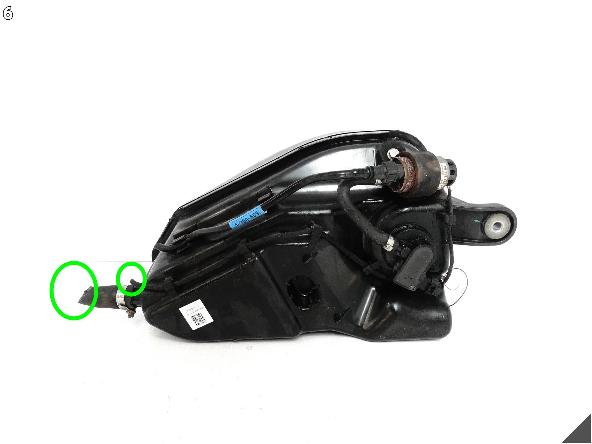 BMW G14 G15 G16 G30 G31 G32 ZBIORNIK ZBIORNICZEK PASYWNY ACR ADBLUE + POMPA BMW G14 G15 G16 G30 G31 G32 ZBIORNIK ZBIORNICZEK PASYWNY ACR ADBLUE + POMPA - obrazek 7
