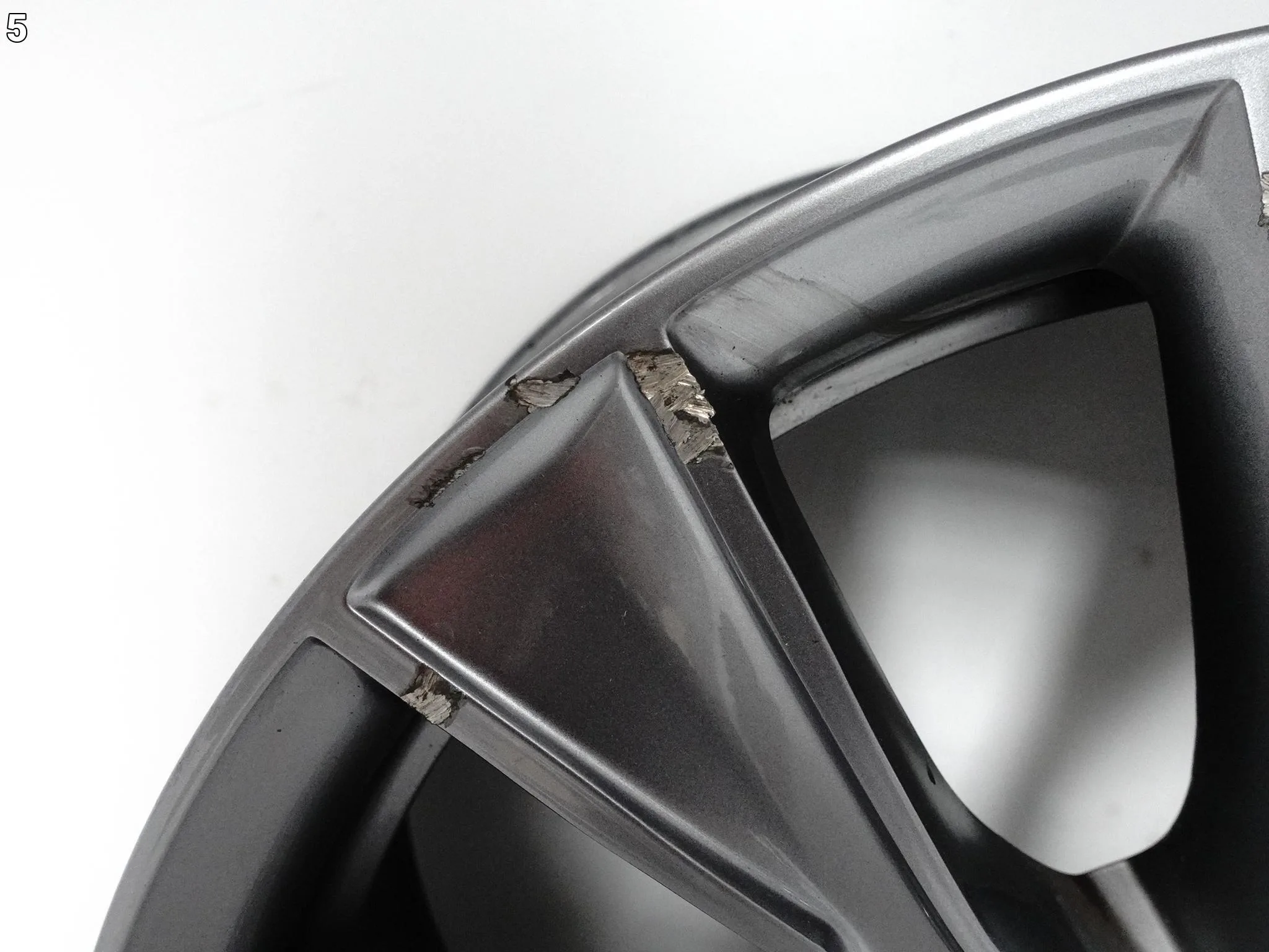 VW MULTIVAN 7T0 T7 7,5Jx18 ET60 5×120 FELGA 7T0601025E VW MULTIVAN 7T0 T7 7,5Jx18 ET60 5x120 FELGA 7T0601025E - obrazek 6