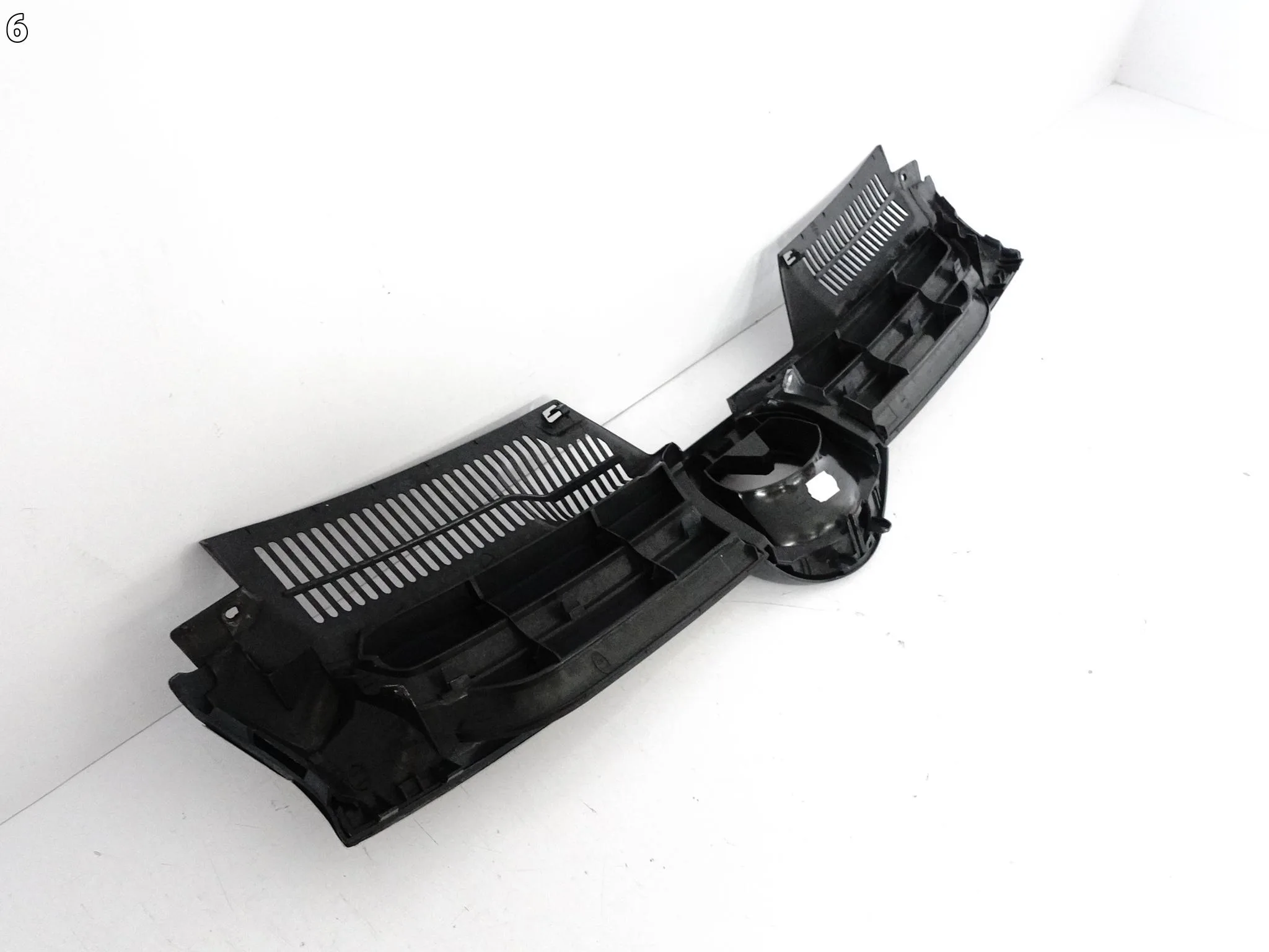 VW GOLF V 5 03-09 1K0 GRILL ATRAPA KRATKA CHROM W ZDERZAK PRZÓD VW GOLF V 5 03-09 1K0 GRILL ATRAPA KRATKA CHROM W ZDERZAK PRZÓD - obrazek 7
