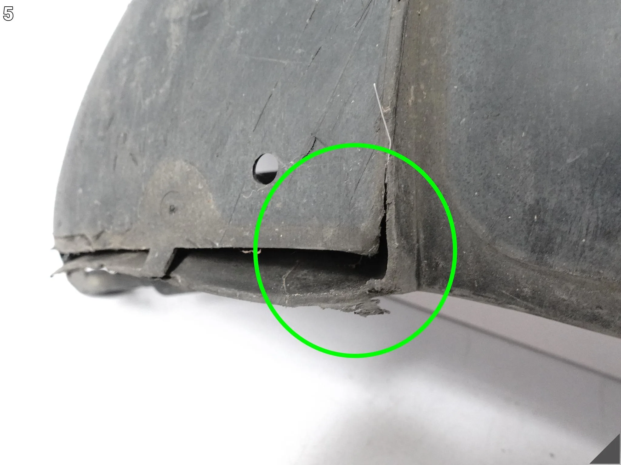 BMW 5 G30 G31 G38 17-23 LISTWA OSŁONA TRÓJKĄTNA TRÓJKĄT NADKOLA PRZÓD PRAWY BMW 5 G30 G31 G38 17-23 LISTWA OSŁONA TRÓJKĄTNA TRÓJKĄT NADKOLA PRZÓD PRAWY - obrazek 6