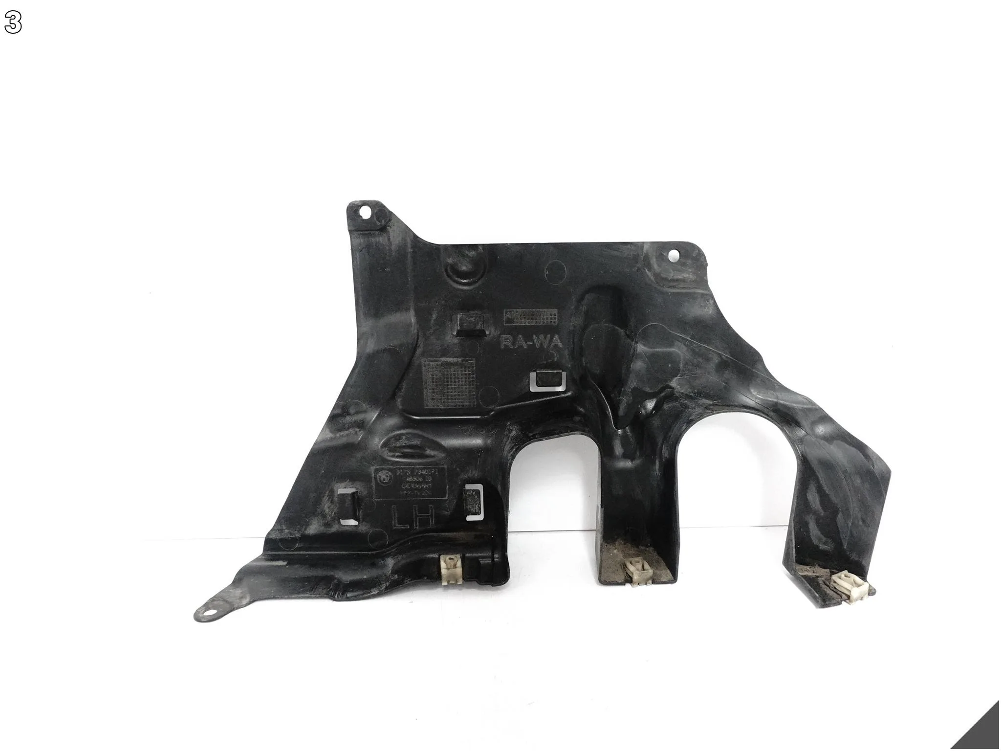 BMW G11 G12 G14 G15 G16 G30 G31 G32 OSŁONA LEWA PODWOZIA MAGLOWNICY BMW G11 G12 G14 G15 G16 G30 G31 G32 OSŁONA LEWA PODWOZIA MAGLOWNICY - obrazek 4