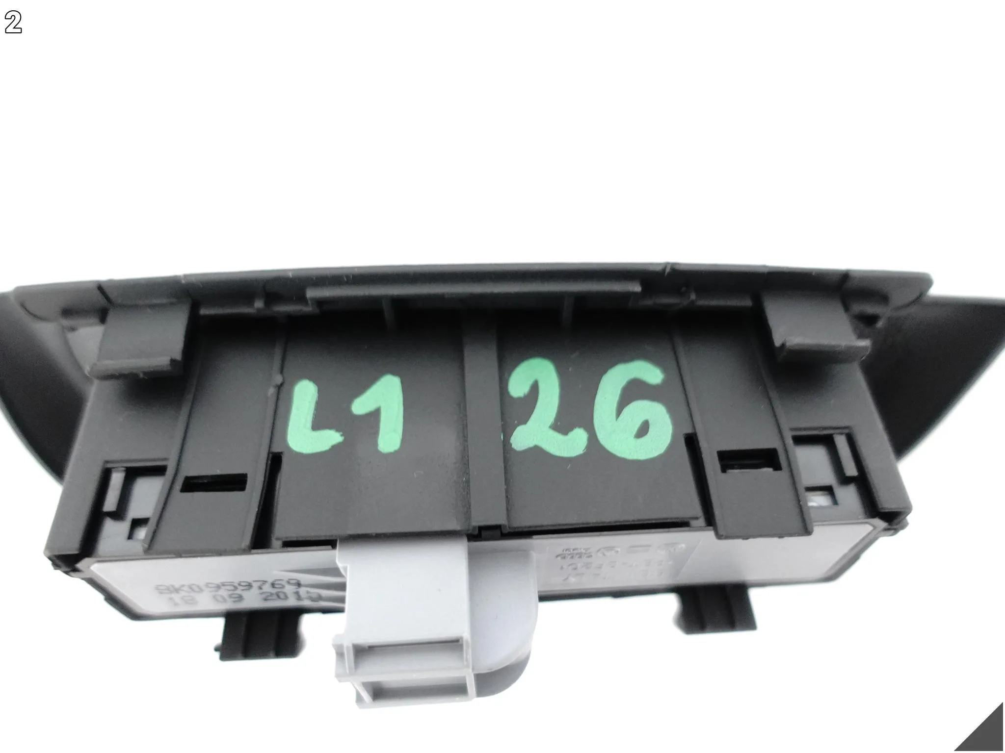 AUDI A5 S5 8T0 A4 S4 8K0 LIFT 07-16 PRZEŁĄCZNIK PAMIĘCI FOTELA KIEROWCY AUDI A5 S5 8T0 A4 S4 8K0 LIFT 07-16 PRZEŁĄCZNIK PAMIĘCI FOTELA KIEROWCY - obrazek 3