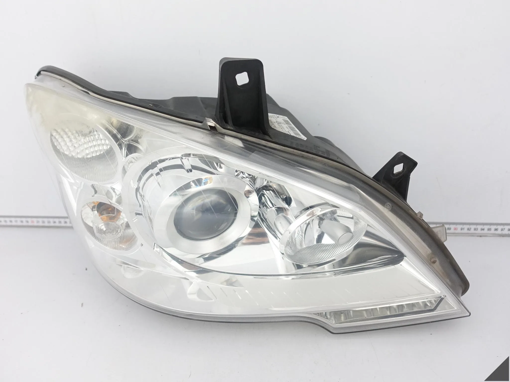 MERCEDES VITO VIANO W639 LIFT 10-14 LAMPA XENON + LED PRAWA PRZÓD EUROPA MERCEDES VITO VIANO W639 LIFT 10-14 LAMPA XENON + LED PRAWA PRZÓD EUROPA