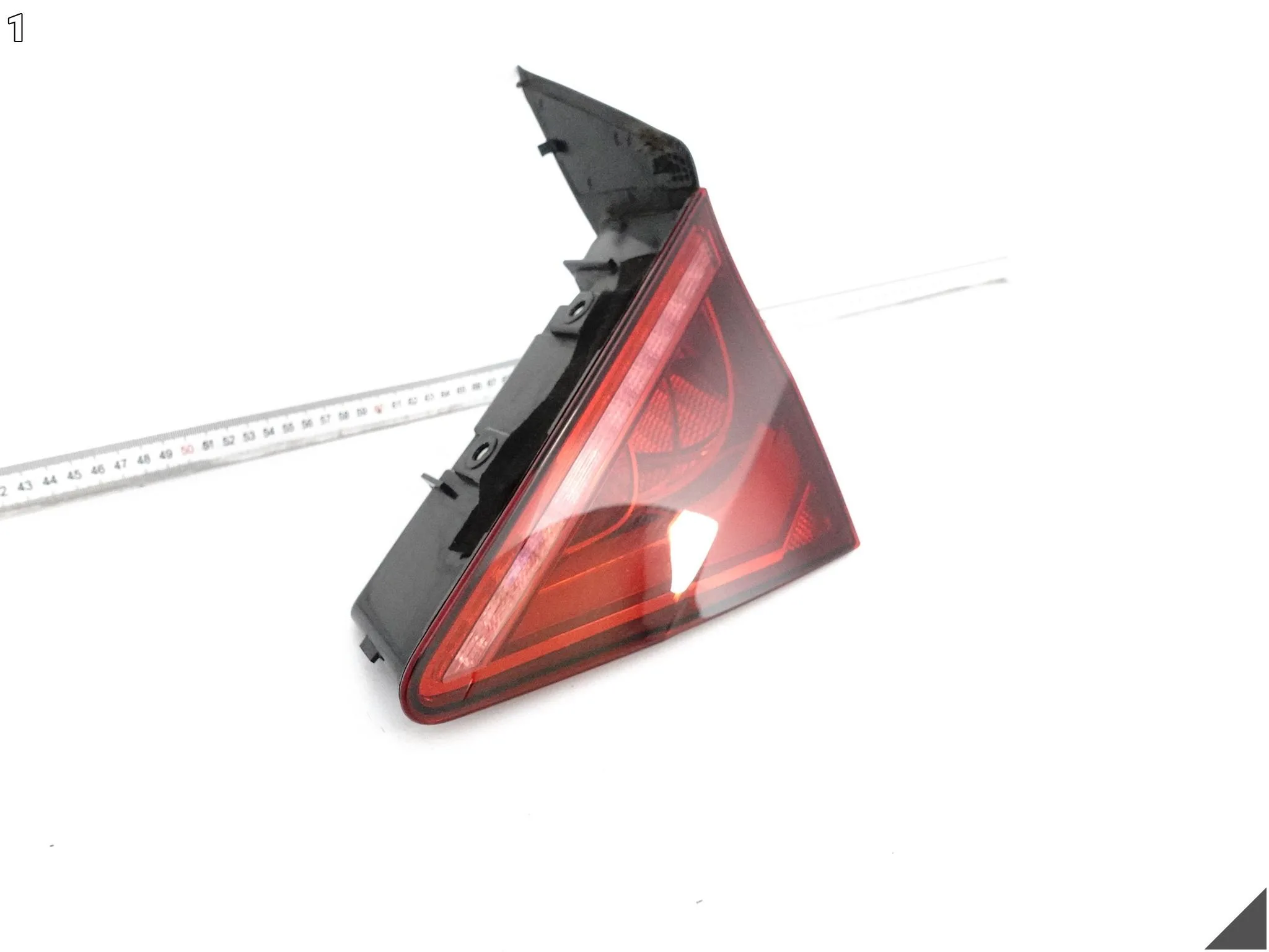AUDI RS7 S7 4G8 C7 13-15 LAMPA LED PRAWA TYŁ W KLAPE CIEMNA EUROPA EU AUDI RS7 S7 4G8 C7 13-15 LAMPA LED PRAWA TYŁ W KLAPE CIEMNA EUROPA EU - obrazek 2