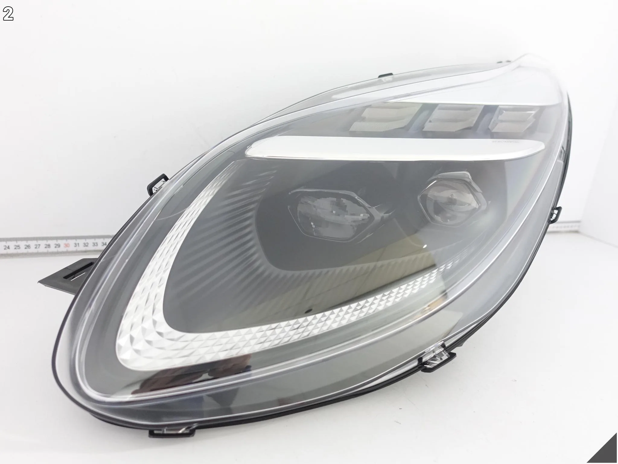 ASTON MARTIN DB12 24- LAMPA HEADLIGHT LEWA PRZÓD EUROPA + MODUŁ ASTON MARTIN DB12 24- LAMPA HEADLIGHT LEWA PRZÓD EUROPA + MODUŁ - obrazek 3