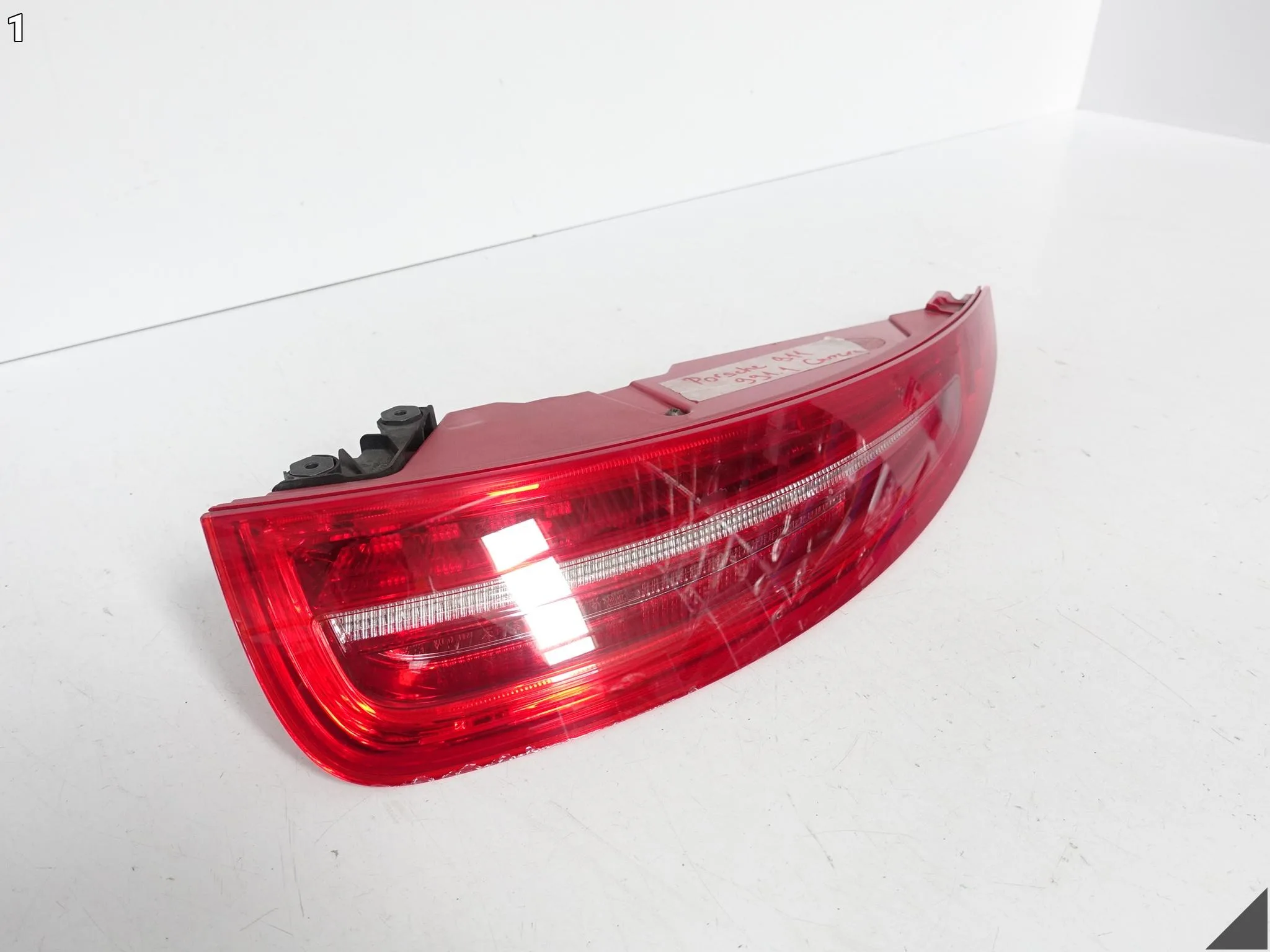PORSCHE 911 991 MK1 CARERRA 4 4S 12-15 LED LAMPA W BŁOTNIK PRAWA TYŁ EUROPA PORSCHE 911 991 MK1 CARERRA 4 4S 12-15 LED LAMPA W BŁOTNIK PRAWA TYŁ EUROPA - obrazek 2