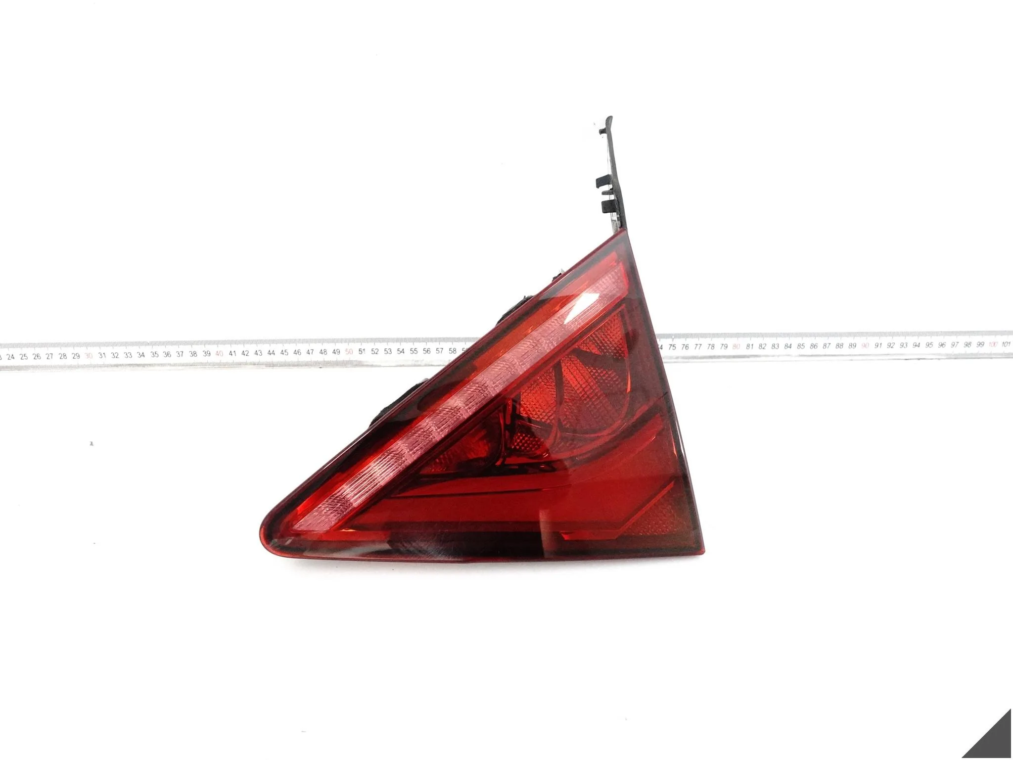 AUDI RS7 S7 4G8 C7 13-15 LAMPA LED PRAWA TYŁ W KLAPE CIEMNA EUROPA EU AUDI RS7 S7 4G8 C7 13-15 LAMPA LED PRAWA TYŁ W KLAPE CIEMNA EUROPA EU