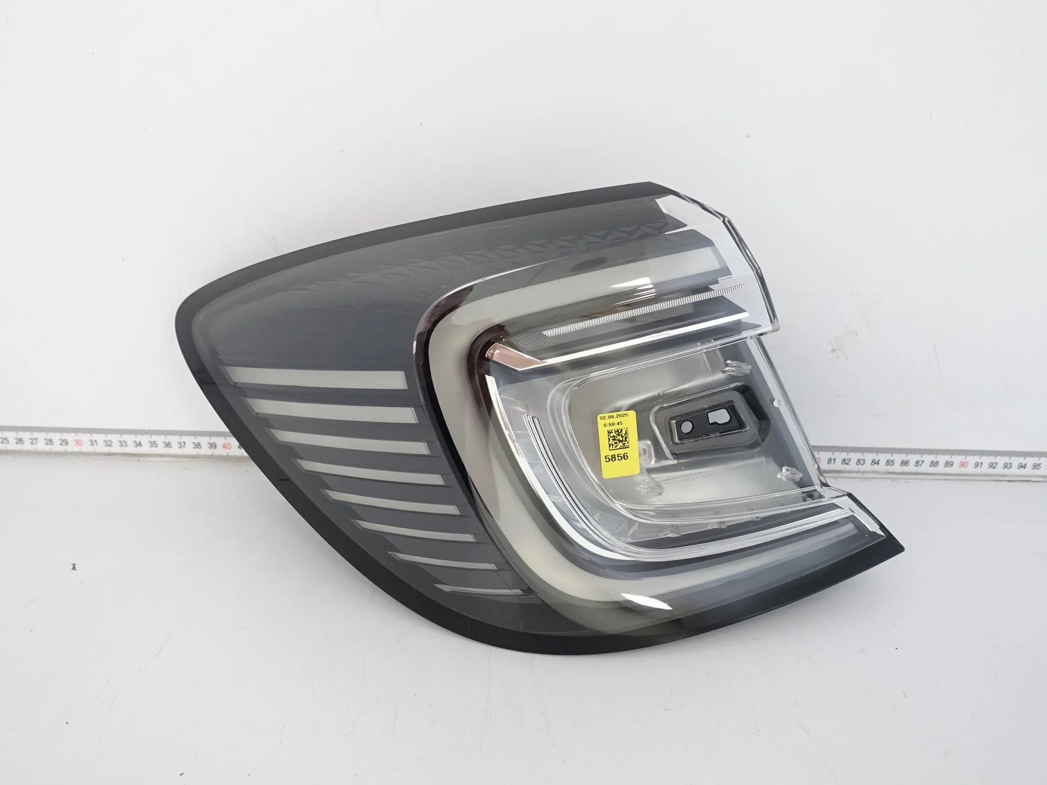 RENAULT CAPTUR II 2 JB/JE 24- LIFT LAMPA LED LEWA TYŁ EUROPA IDEALNA RENAULT CAPTUR II 2 JB/JE 24- LIFT LAMPA LED LEWA TYŁ EUROPA IDEALNA