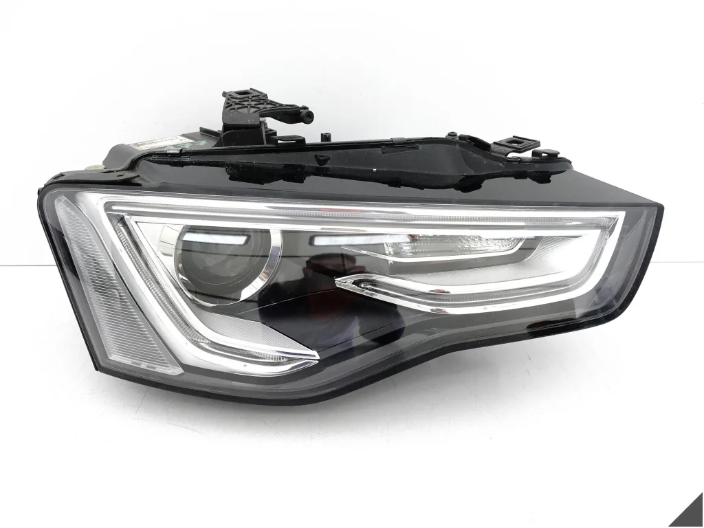 AUDI A5 S5 8T0 B8 LIFT 11-16 LAMPA XENON+LED NIESKRĘTNA PRAWA PRZÓD EUROPA AUDI A5 S5 8T0 B8 LIFT 11-16 LAMPA XENON+LED NIESKRĘTNA PRAWA PRZÓD EUROPA