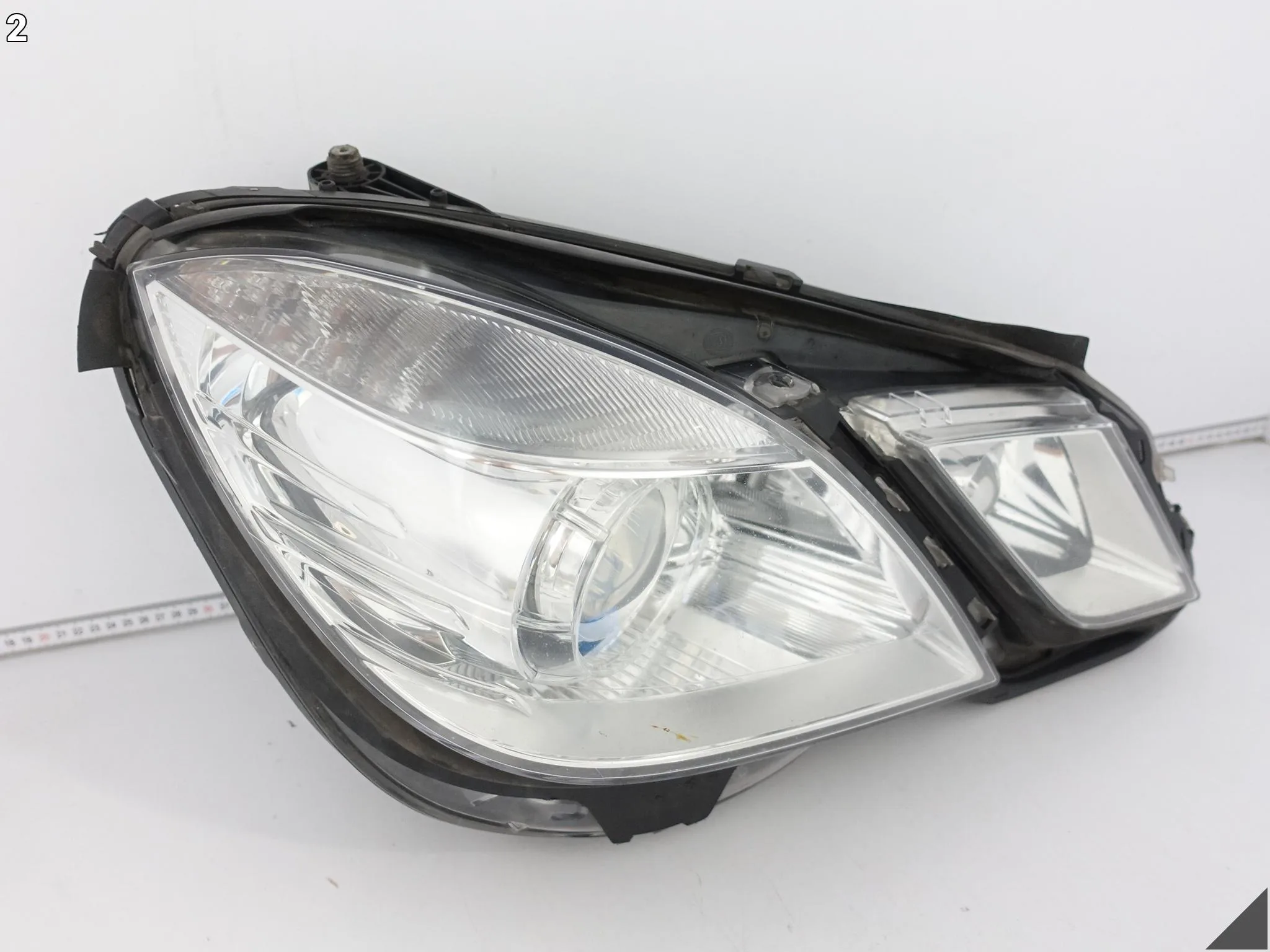 MERCEDES E-KLASA W212 S212 09-12 LAMPA XENON + LED SKRĘTNA PRAWA PRZÓD EU MERCEDES E-KLASA W212 S212 09-12 LAMPA XENON + LED SKRĘTNA PRAWA PRZÓD EU - obrazek 3