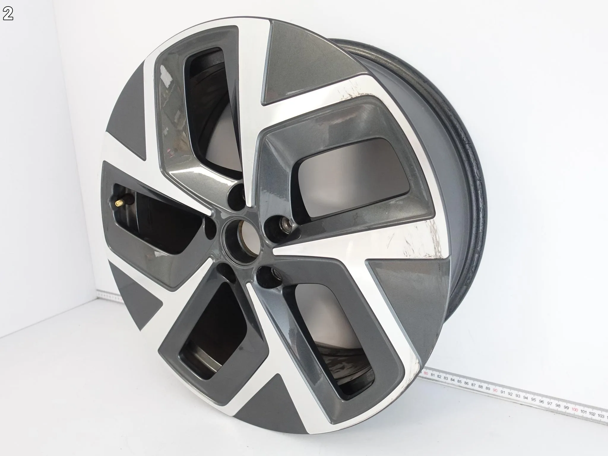 VW ID.3 ID3 10A FELGA 7,5×19 ET50 5×112 VW ID.3 ID3 10A FELGA 7,5x19 ET50 5x112 - obrazek 3