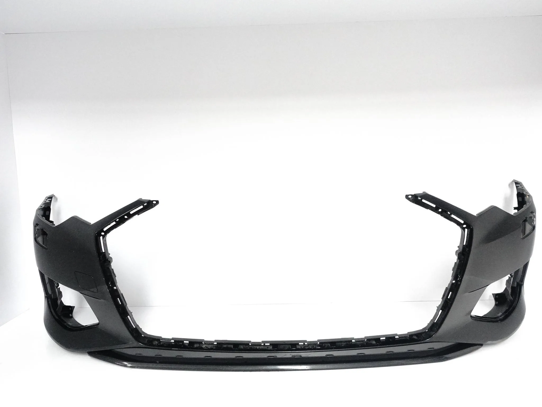 AUDI A6 C8 4K0 BASIC ZWYKŁY 18-23 ZDERZAK BUMPER PRZÓD (SPRYSK/PDC) AUDI A6 C8 4K0 BASIC ZWYKŁY 18-23 ZDERZAK BUMPER PRZÓD (SPRYSK/PDC)