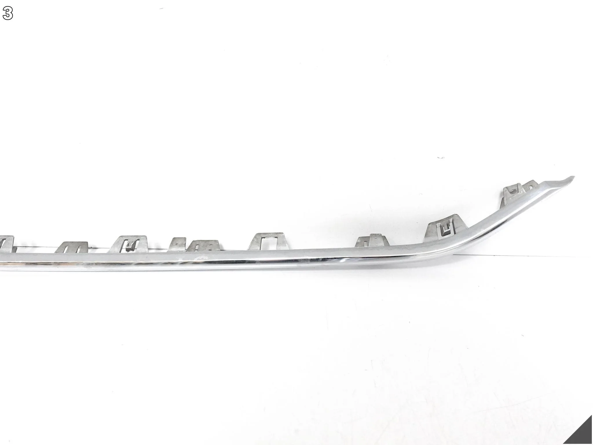 MERCEDES B-KLASA W246 LIFT MOPF 14-18 LISTWA CHROM DYFUZORA ZDERZAKA TYŁ MERCEDES B-KLASA W246 LIFT MOPF 14-18 LISTWA CHROM DYFUZORA ZDERZAKA TYŁ - obrazek 4