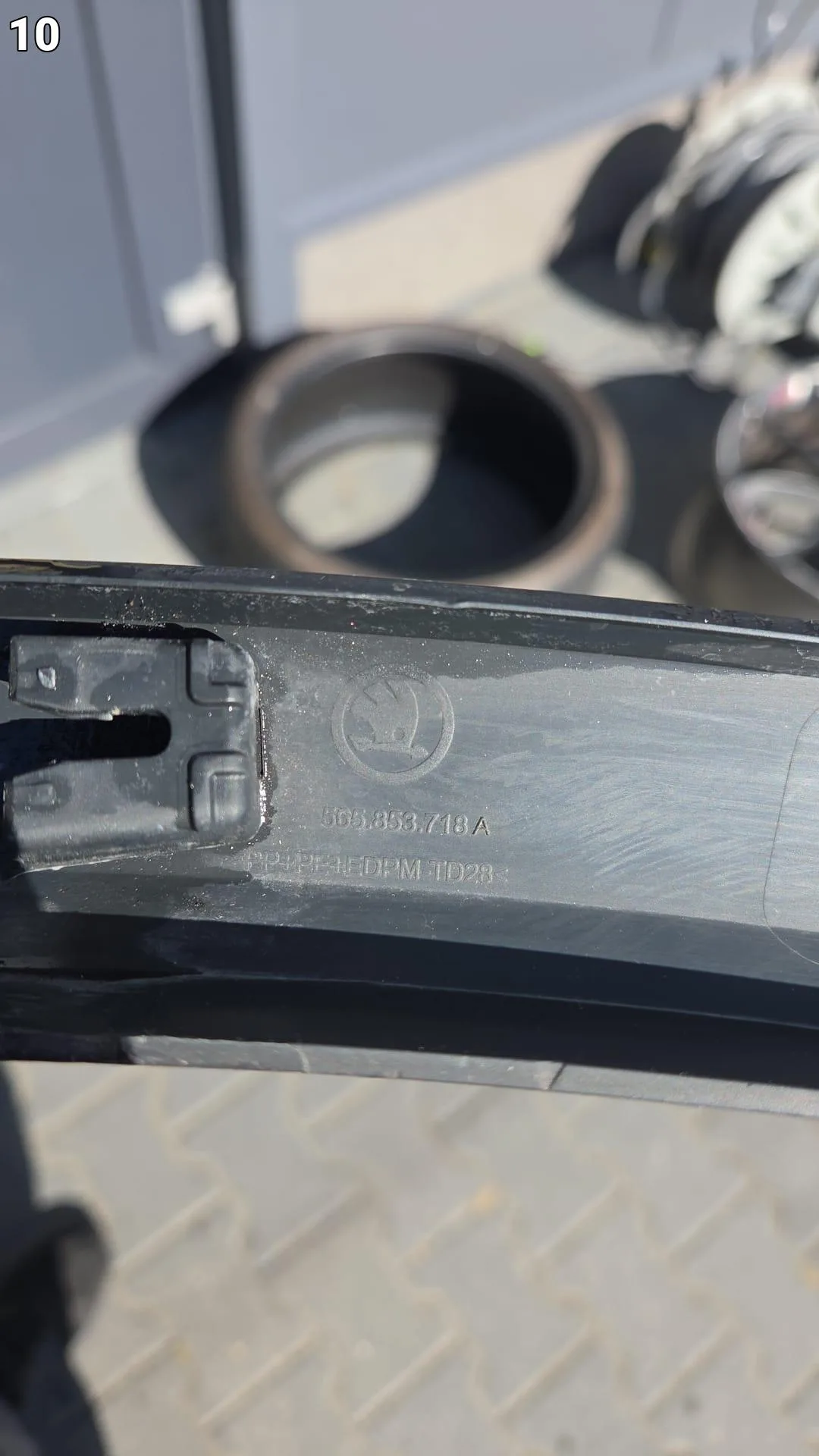 SKODA KODIAQ 565 16-24 LISTWA NAKŁADKA NA BŁOTNIK PRAWA PRZÓD 565853718A SKODA KODIAQ 565 16-24 LISTWA NAKŁADKA NA BŁOTNIK PRAWA PRZÓD 565853718A - obrazek 11