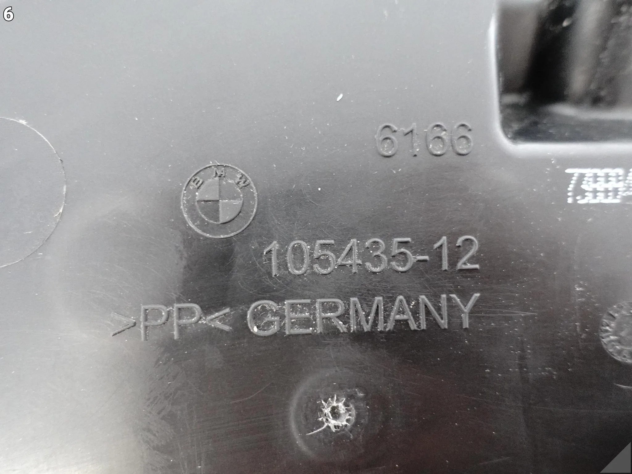 BMW 5 G30 G31 17-24 ZBIORNIK ZBIORNICZEK PŁYNU SPRYSKIWACZY 7388944 BMW 5 G30 G31 17-24 ZBIORNIK ZBIORNICZEK PŁYNU SPRYSKIWACZY 7388944 - obrazek 7