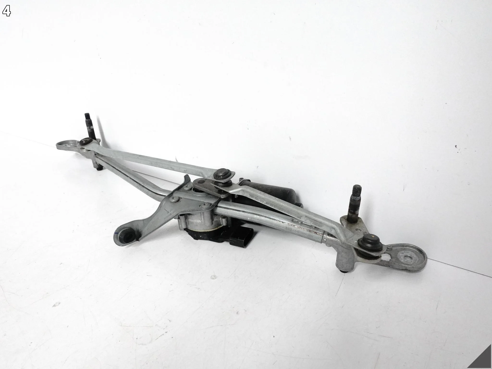 BMW 5 V M5 G30 G31 F90 MECHANIZM SILNICZEK WYCIERACZEK PRZÓD EUROPA BMW 5 V M5 G30 G31 F90 MECHANIZM SILNICZEK WYCIERACZEK PRZÓD EUROPA - obrazek 5