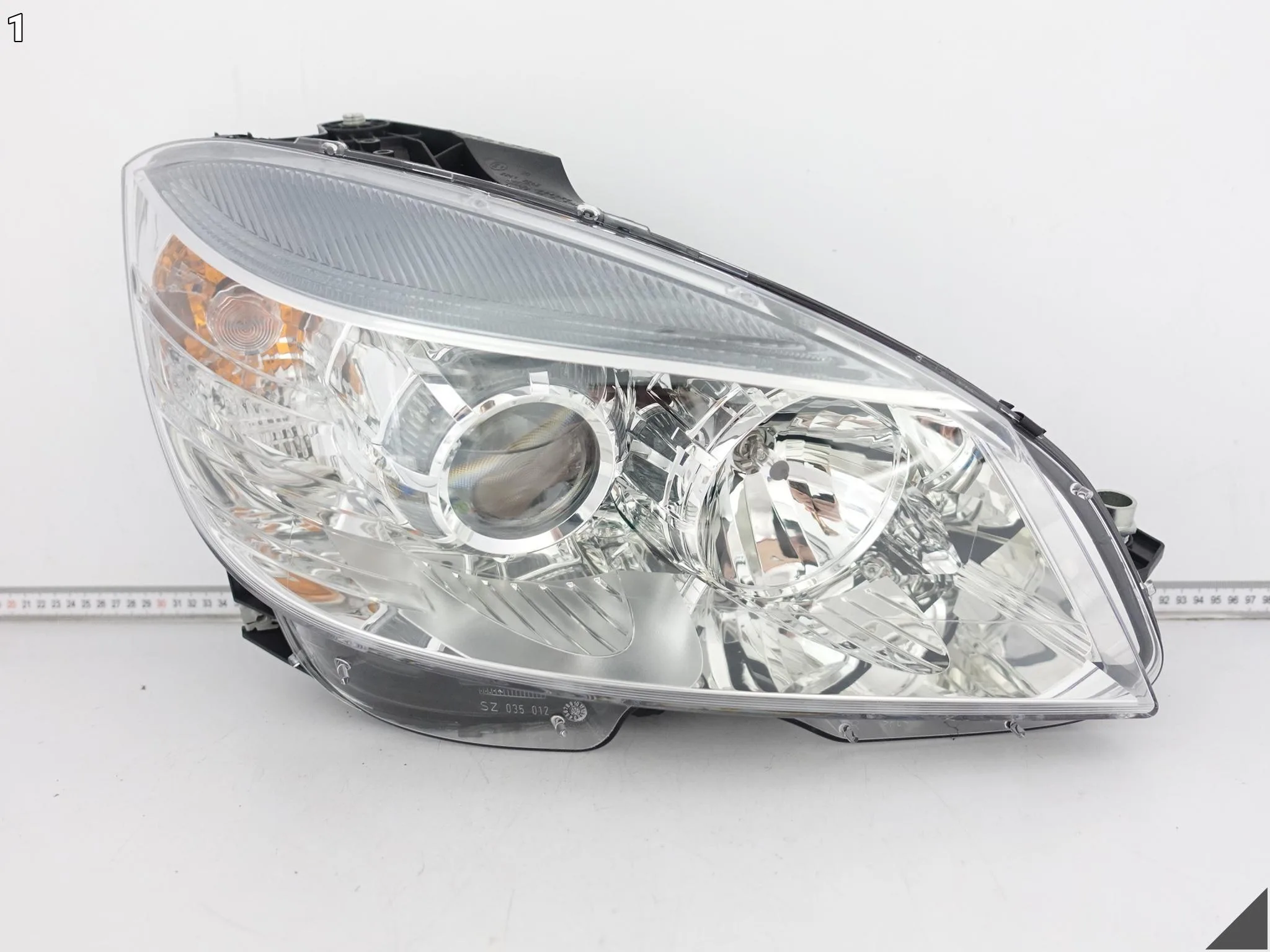 MERCEDES C-KLASA W204 S204 07-11 LAMPA ZWYKŁA HALOGEN H7 PRAWA PRZÓD EUROPA MERCEDES C-KLASA W204 S204 07-11 LAMPA ZWYKŁA HALOGEN H7 PRAWA PRZÓD EUROPA - obrazek 2