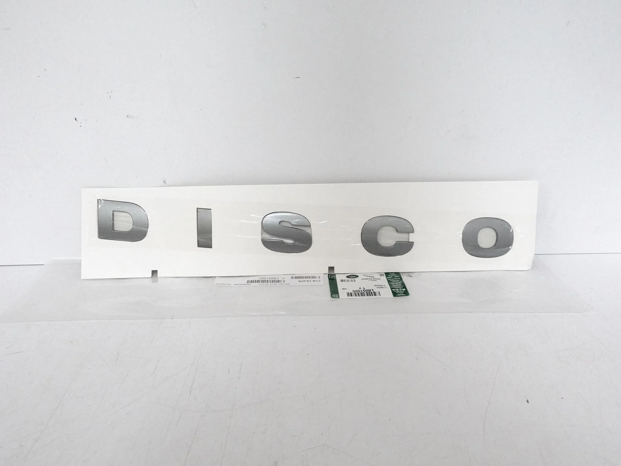 LAND ROVER DISCOVERY IV 4 L319 09-16 ZNACZEK EMBLEMAT MASKA NOWY ORYGINALNY LAND ROVER DISCOVERY IV 4 L319 09-16 ZNACZEK EMBLEMAT MASKA NOWY ORYGINALNY