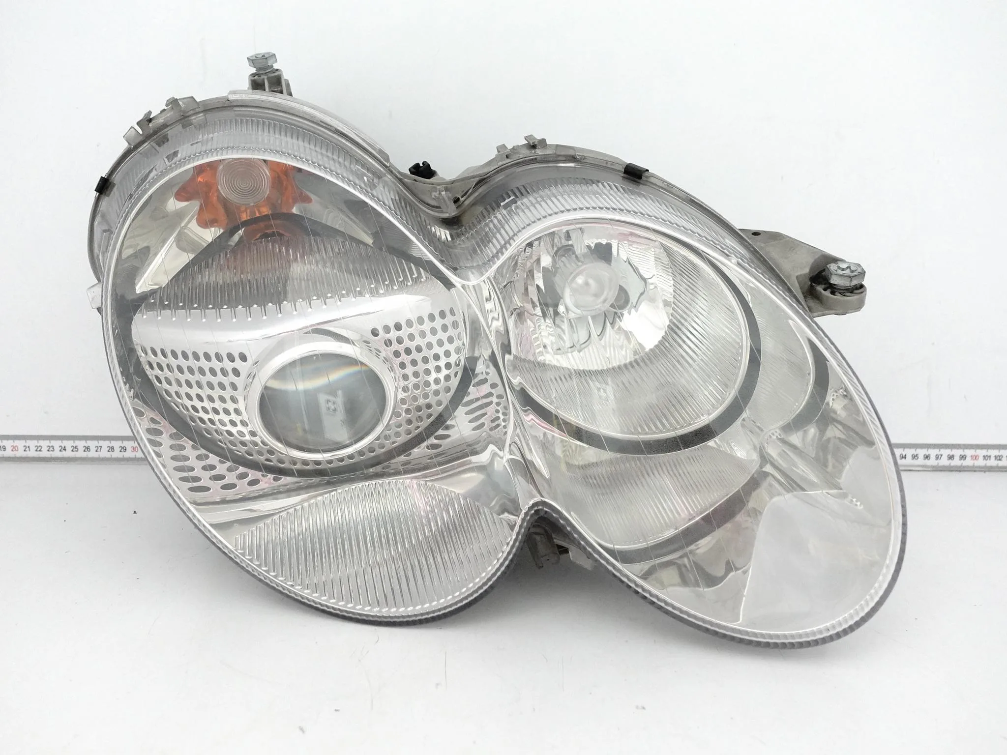 MERCEDES SL R230 01-08 LAMPA XENON + PRZETWORNICA PRAWA PRZÓD EUROPA MERCEDES SL R230 01-08 LAMPA XENON + PRZETWORNICA PRAWA PRZÓD EUROPA