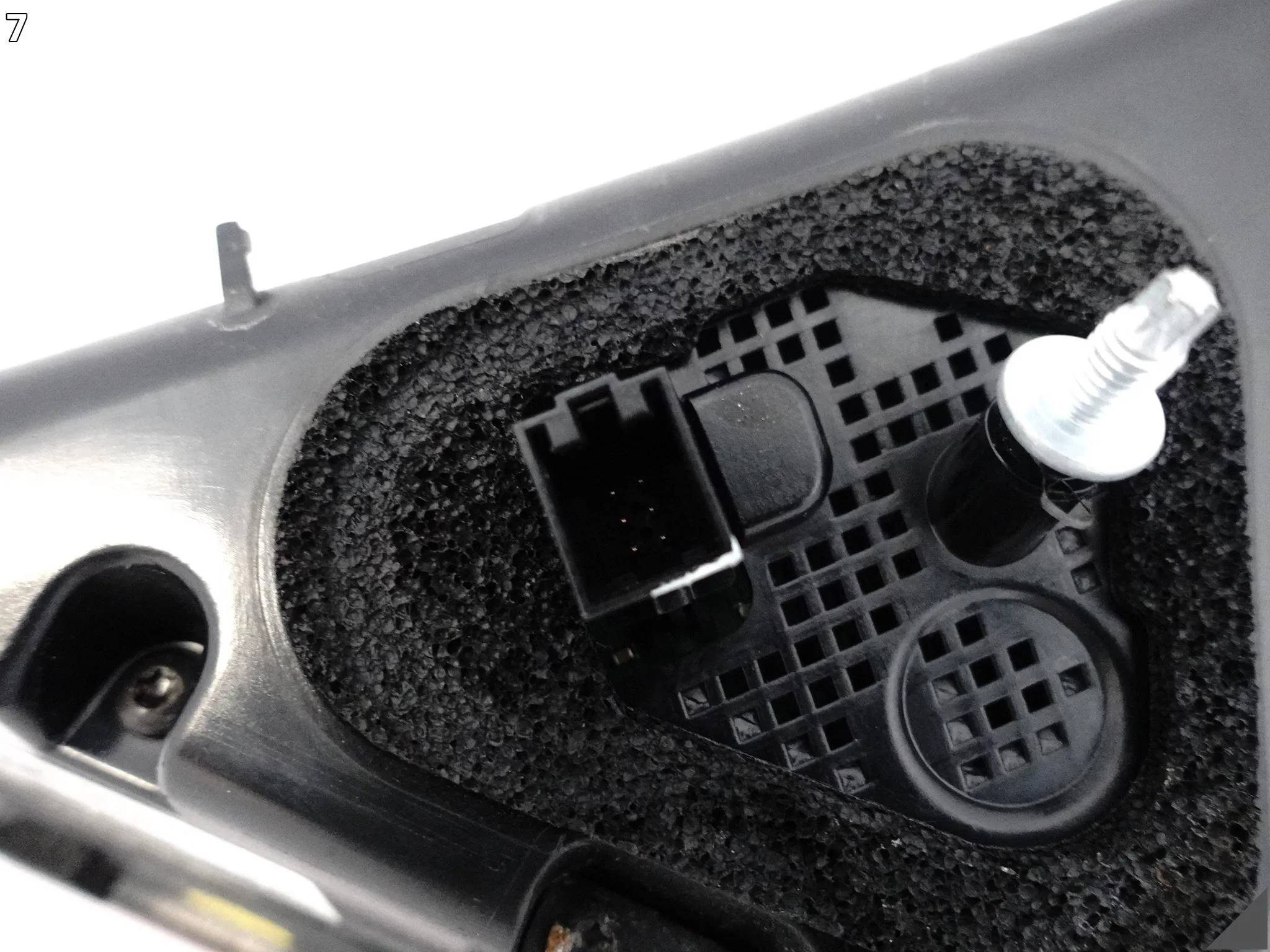 AUDI RS7 S7 4G8 C7 13-15 LAMPA LED LEWA TYŁ W KLAPE CIEMNA EUROPA EU AUDI RS7 S7 4G8 C7 13-15 LAMPA LED LEWA TYŁ W KLAPE CIEMNA EUROPA EU - obrazek 8
