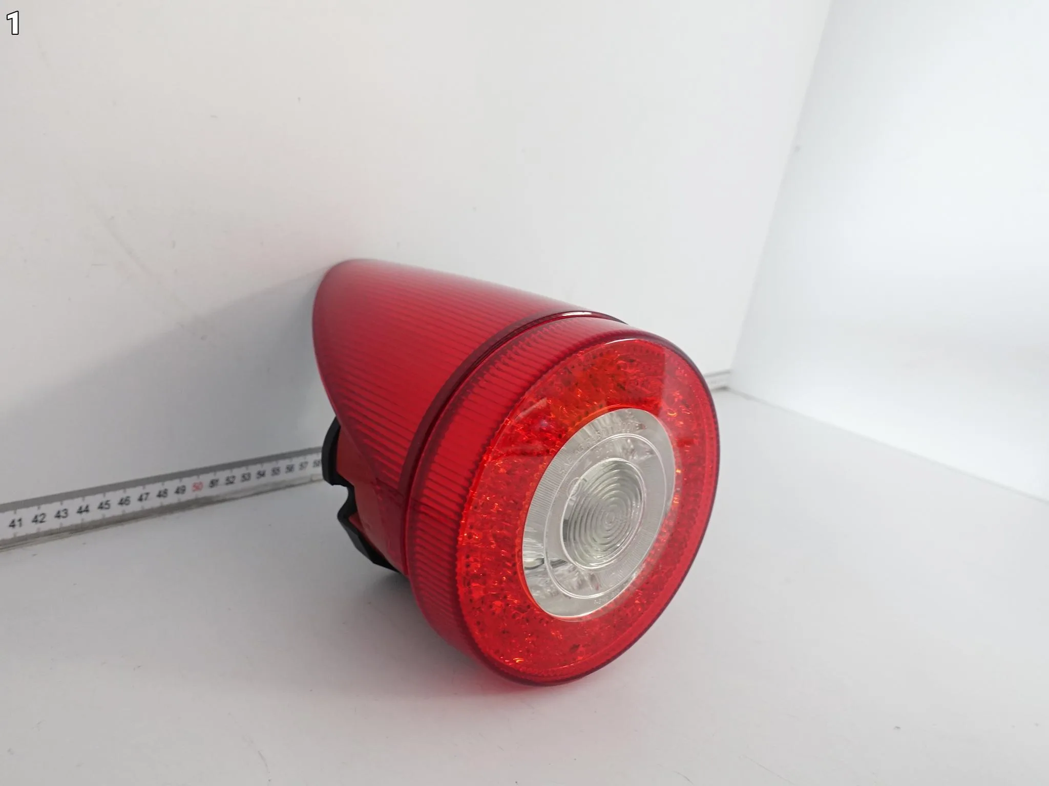 FERRARI 458 ITALIA F142 09-15 LAMPA LED PRAWA TYŁ EUROPA 248496 FERRARI 458 ITALIA F142 09-15 LAMPA LED PRAWA TYŁ EUROPA 248496 - obrazek 2