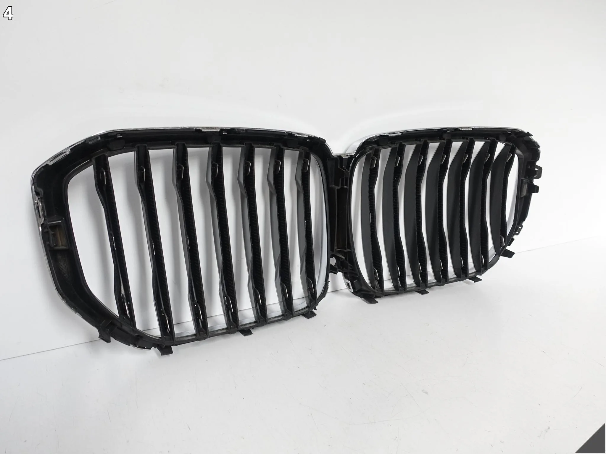BMW X5 G05 M-PAKIET 18-23 GRILL ATRAPA NERKI KRATKA W ZDERZAK PRZÓD 7454887 BMW X5 G05 M-PAKIET 18-23 GRILL ATRAPA NERKI KRATKA W ZDERZAK PRZÓD 7454887 - obrazek 5