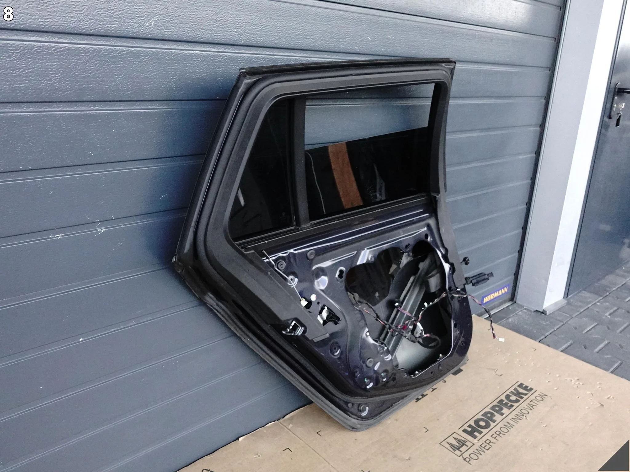 BMW 5 G31 TOURING KOMBI 17-24 DRZWI SZYBA LEWE TYŁ KOLOR A89 IMPERIALBLAU BMW 5 G31 TOURING KOMBI 17-24 DRZWI SZYBA LEWE TYŁ KOLOR A89 IMPERIALBLAU - obrazek 9