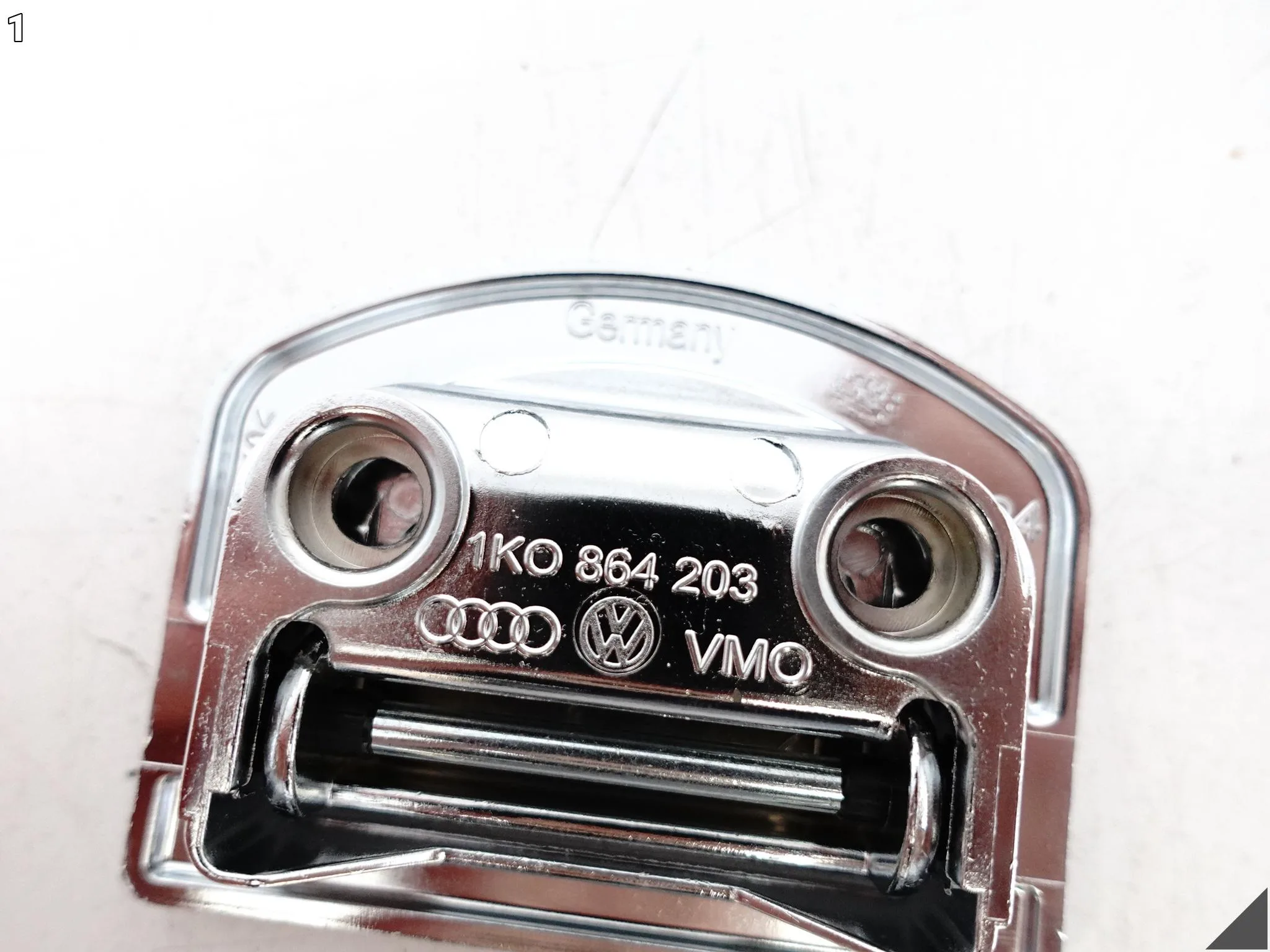 AUDI A5 S5 RS5 8T0 8W6 A4 S4 8K0 8W0 MOCOWANIE UCHWYT BAGAŻNIK TYŁ CHROM AUDI A5 S5 RS5 8T0 8W6 A4 S4 8K0 8W0 MOCOWANIE UCHWYT BAGAŻNIK TYŁ CHROM - obrazek 2