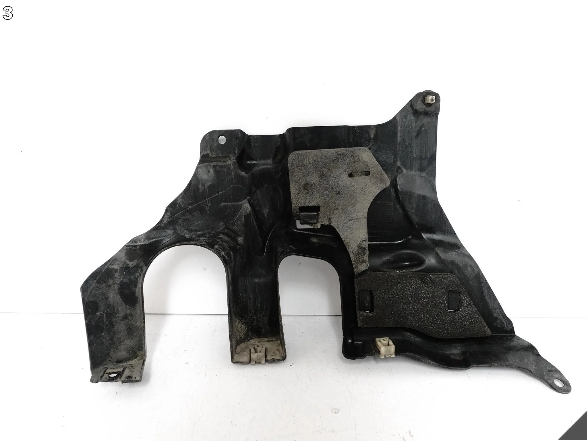 BMW G11 G12 G14 G15 G16 G30 G31 G32 OSŁONA PRAWA PODWOZIA MAGLOWNICY BMW G11 G12 G14 G15 G16 G30 G31 G32 OSŁONA PRAWA PODWOZIA MAGLOWNICY - obrazek 4