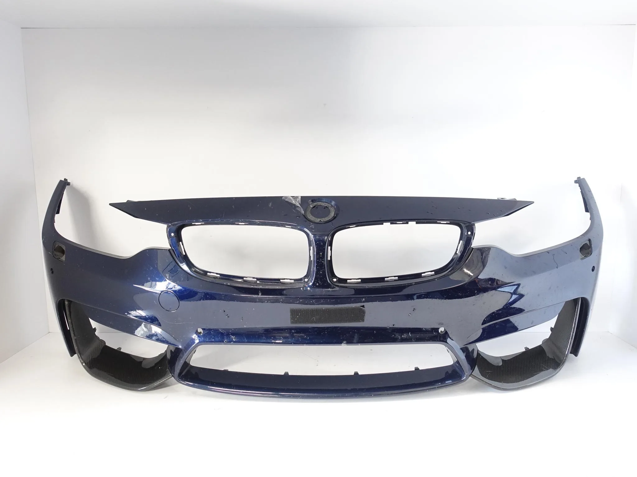 BMW M4 F82 F83 M3 F80 ZDERZAK + SPOILER CARBON PRZÓD (4xPDC/SPRYSKI/KAMERY) BMW M4 F82 F83 M3 F80 ZDERZAK + SPOILER CARBON PRZÓD (4xPDC/SPRYSKI/KAMERY)
