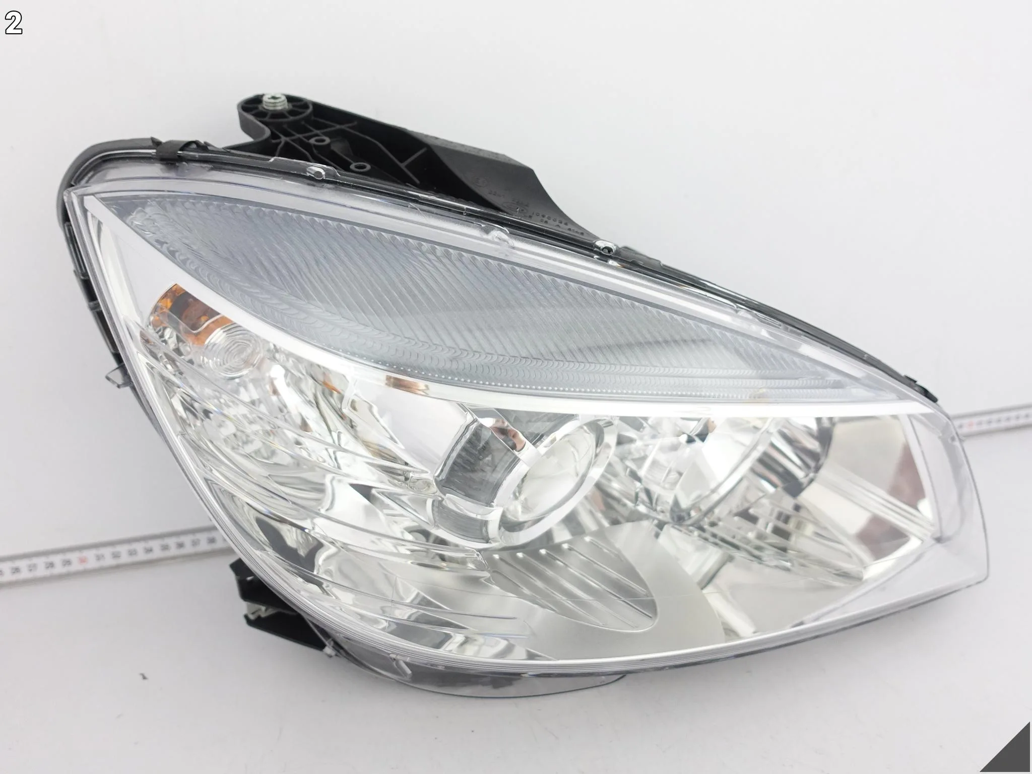 MERCEDES C-KLASA W204 S204 07-11 LAMPA ZWYKŁA HALOGEN H7 PRAWA PRZÓD EUROPA MERCEDES C-KLASA W204 S204 07-11 LAMPA ZWYKŁA HALOGEN H7 PRAWA PRZÓD EUROPA - obrazek 3