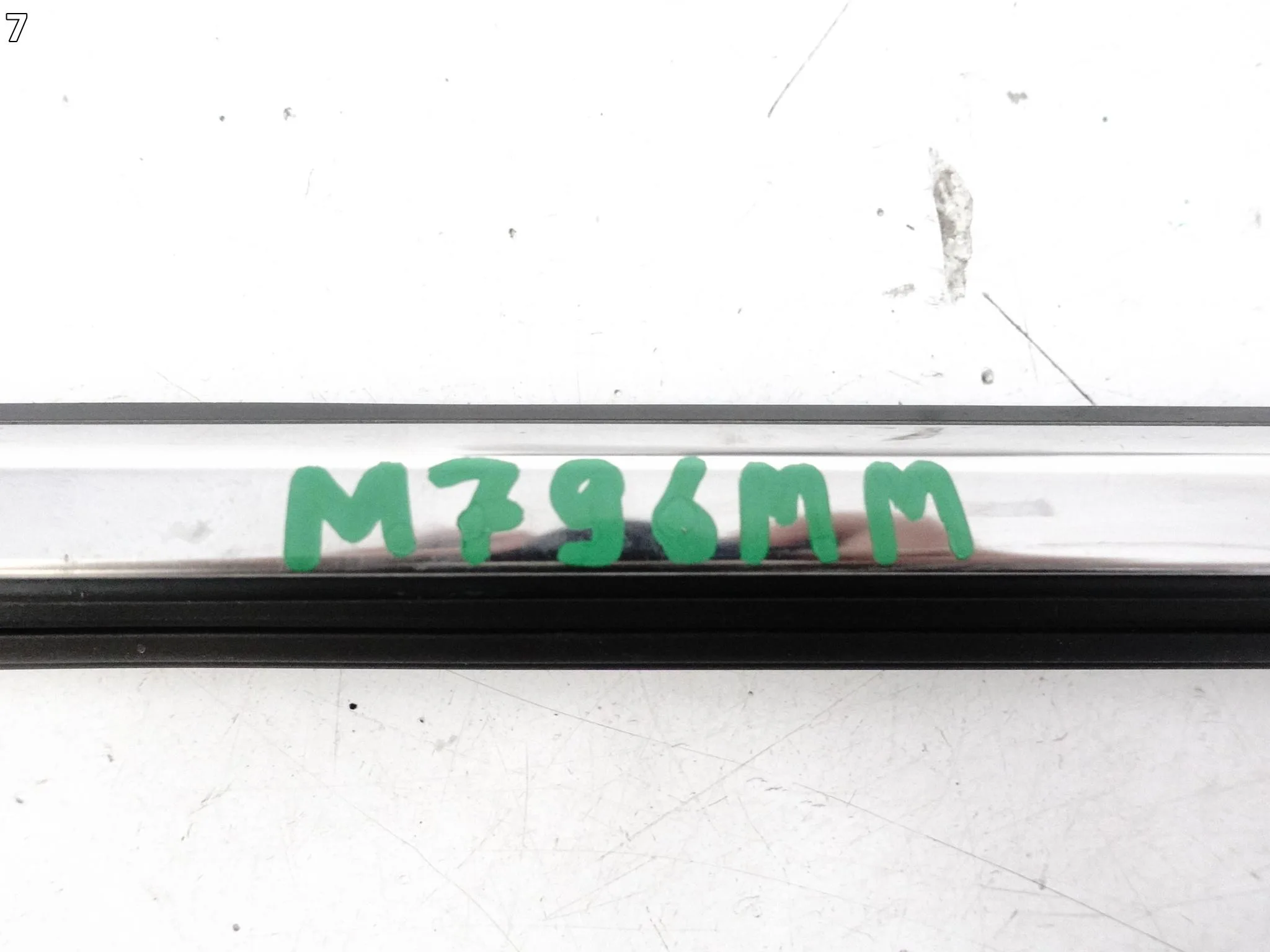 LEXUS RX IV 4 RX450 RX350 15-22 LIFT LISTWA ZGARNIAJĄCA SZYBY PRAWA PRZÓD LEXUS RX IV 4 RX450 RX350 15-22 LIFT LISTWA ZGARNIAJĄCA SZYBY PRAWA PRZÓD - obrazek 8