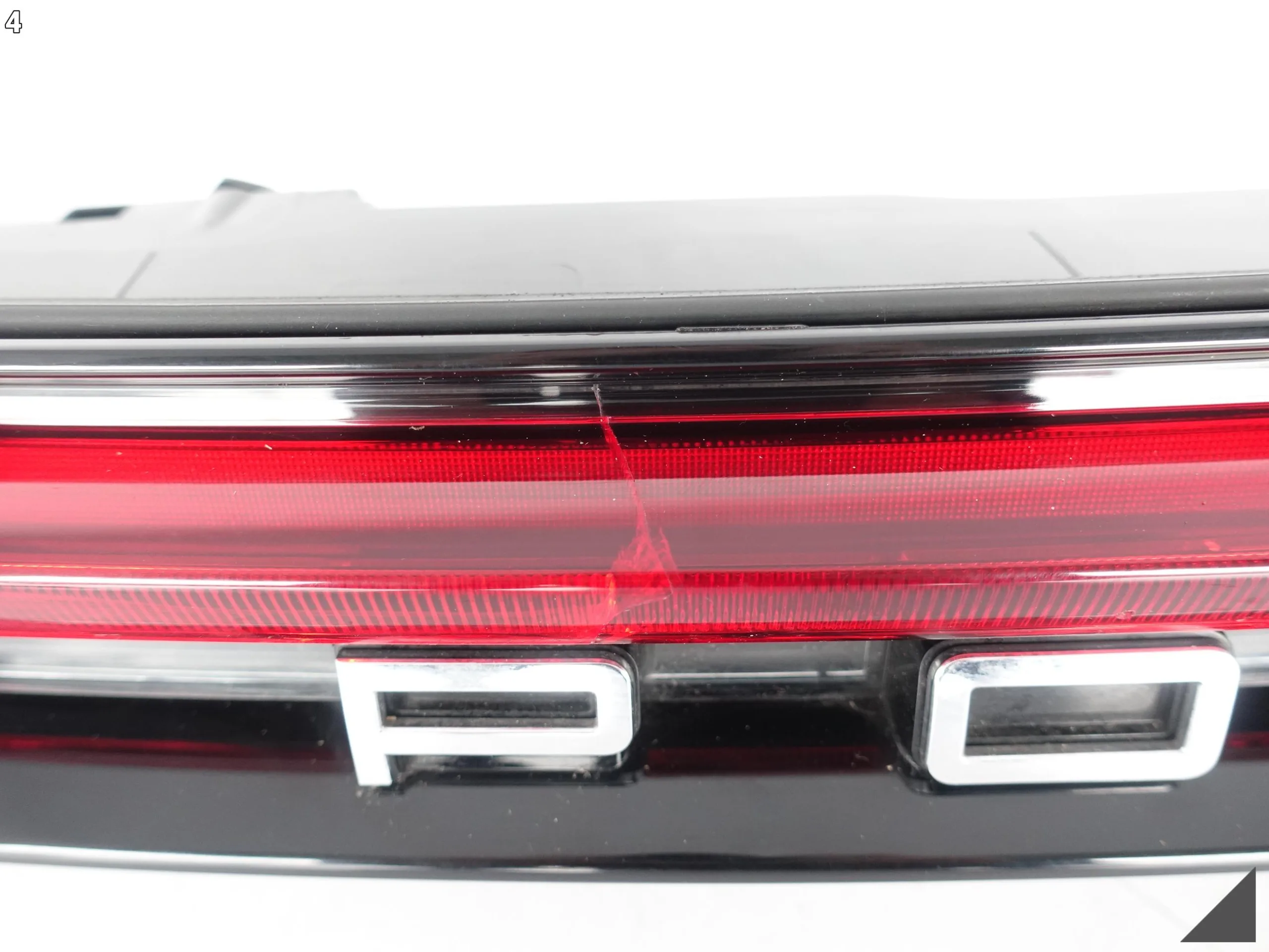 PORSCHE MACAN 95B LIFT 19- LED LAMPA BLENDA W BAGAŻNIK TYŁ EUROPA USZKODZONA PORSCHE MACAN 95B LIFT 19- LED LAMPA BLENDA W BAGAŻNIK TYŁ EUROPA USZKODZONA - obrazek 5